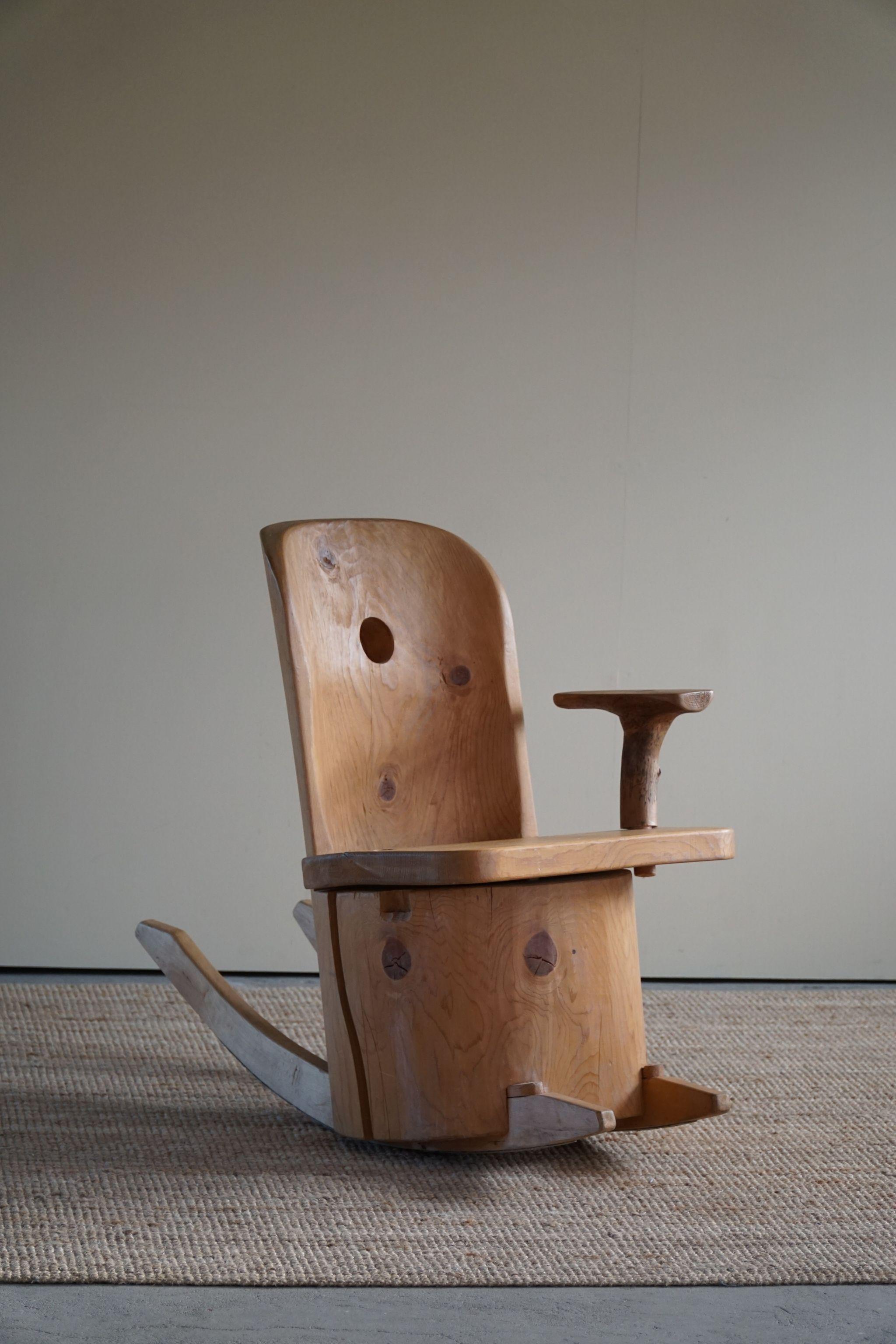 Sculptural Unique Rocking Chair by Finnish Matti Martikka in Solid Pine, 1960s For Sale 4