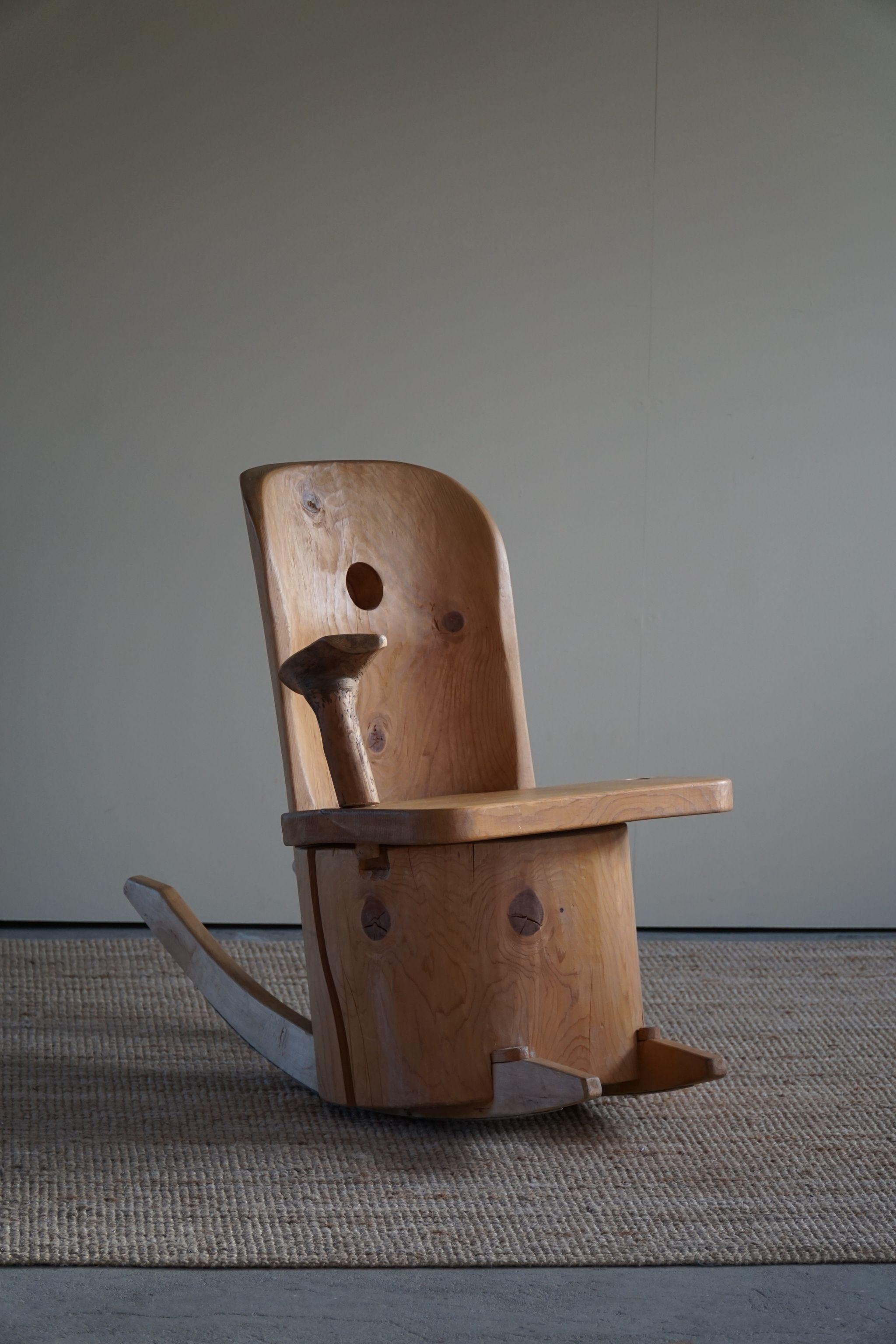 Sculptural Unique Rocking Chair by Finnish Matti Martikka in Solid Pine, 1960s For Sale 2