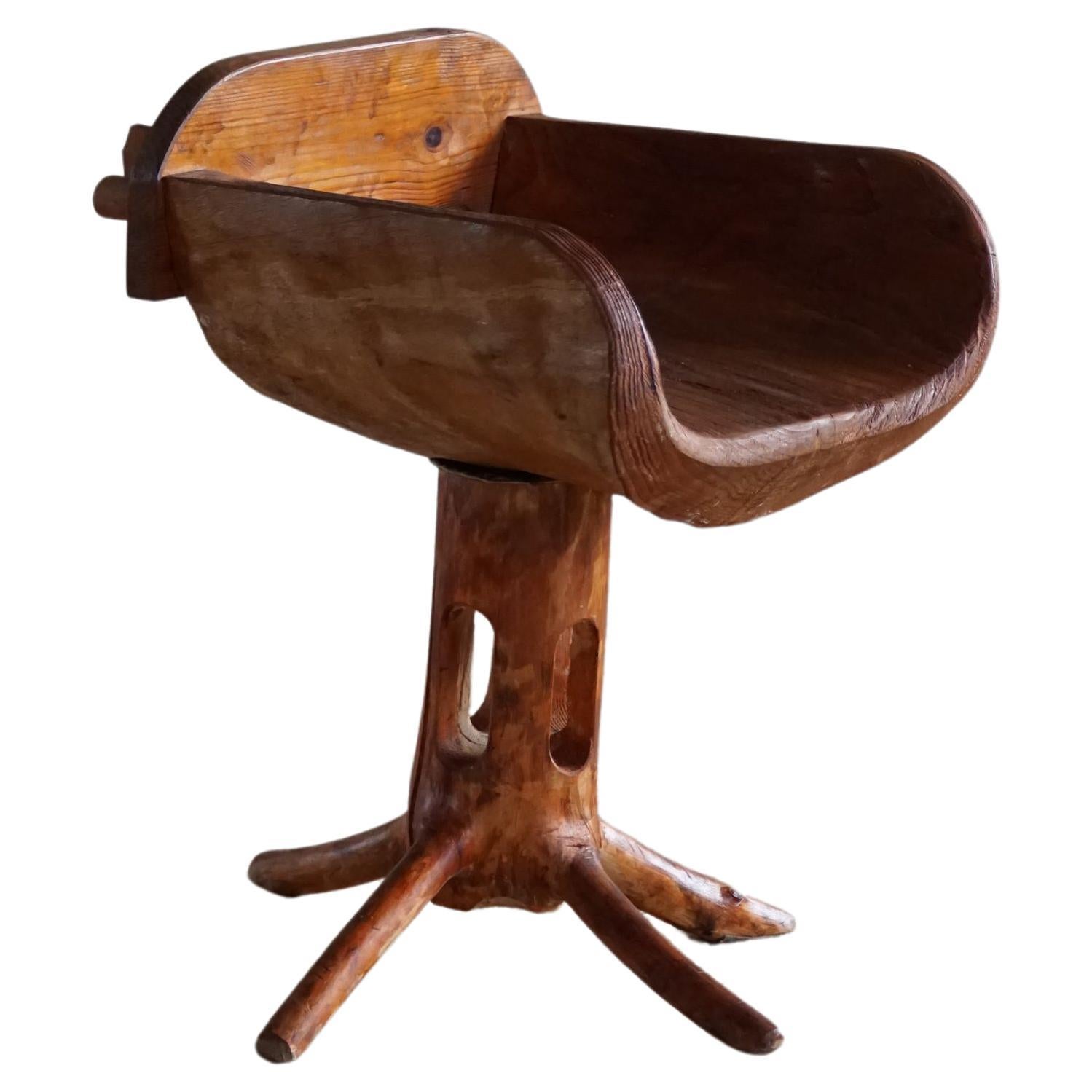 Skulpturaler einzigartiger Stuhl mitmp Chair aus massivem Kiefernholz von finnischem Matti Martikka, 1960er Jahre