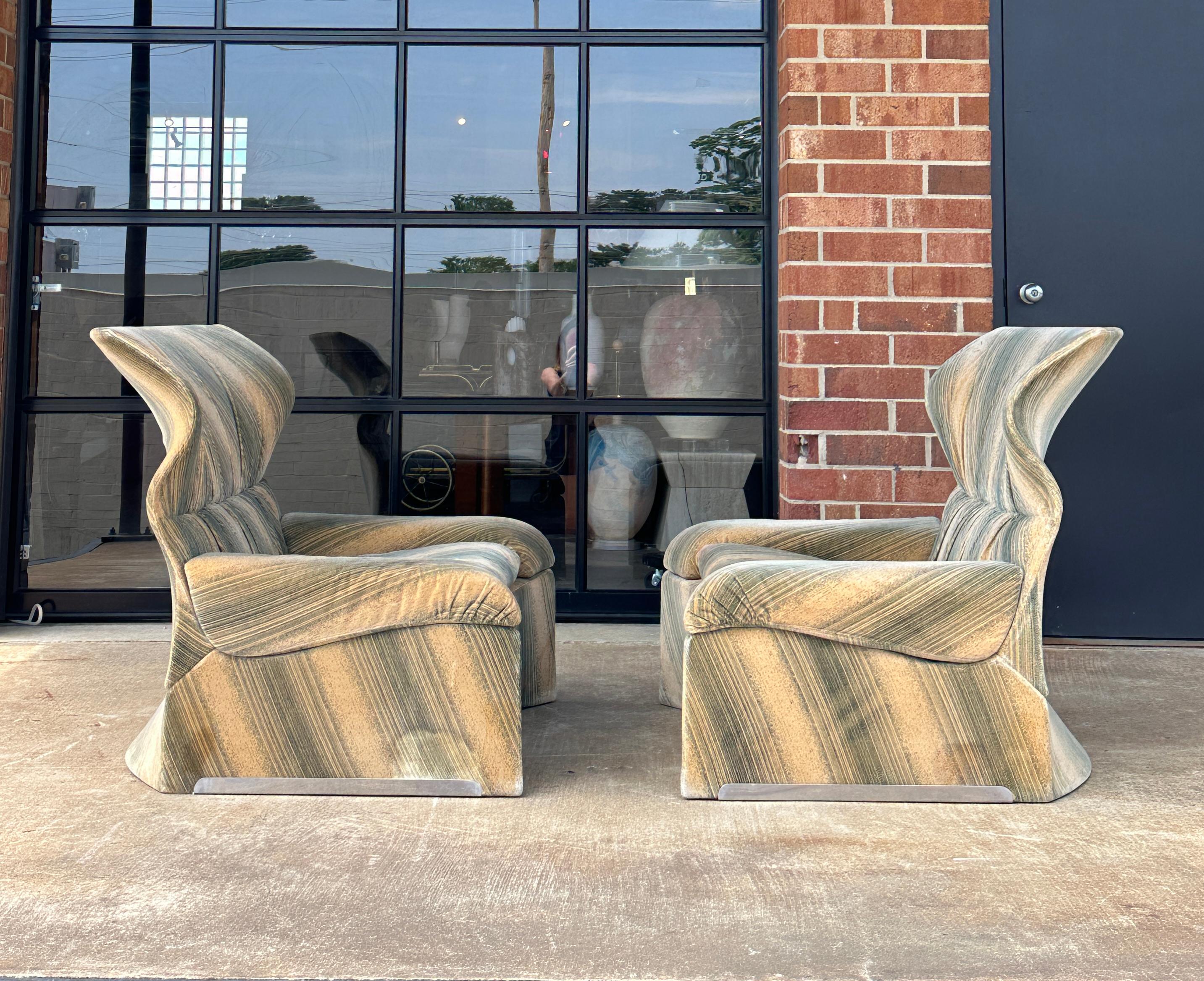 Sculptural Vela Alta Lounge Chairs by Giovanni Offredi for Saporiti, Italy, 1971 In Fair Condition In Greensboro, NC
