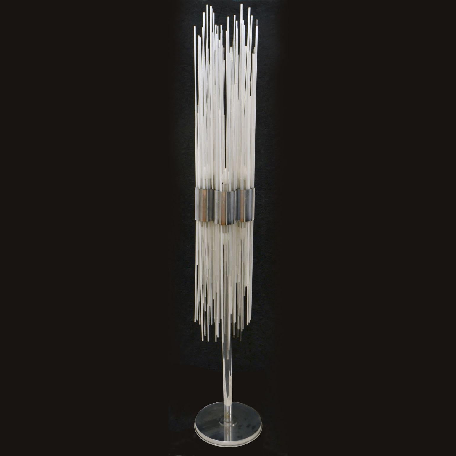 Mid-Century Modern Sculptural Art Floor Lamp in Reed Glass Rods on Chrome Stand In Italy 1960's  For Sale