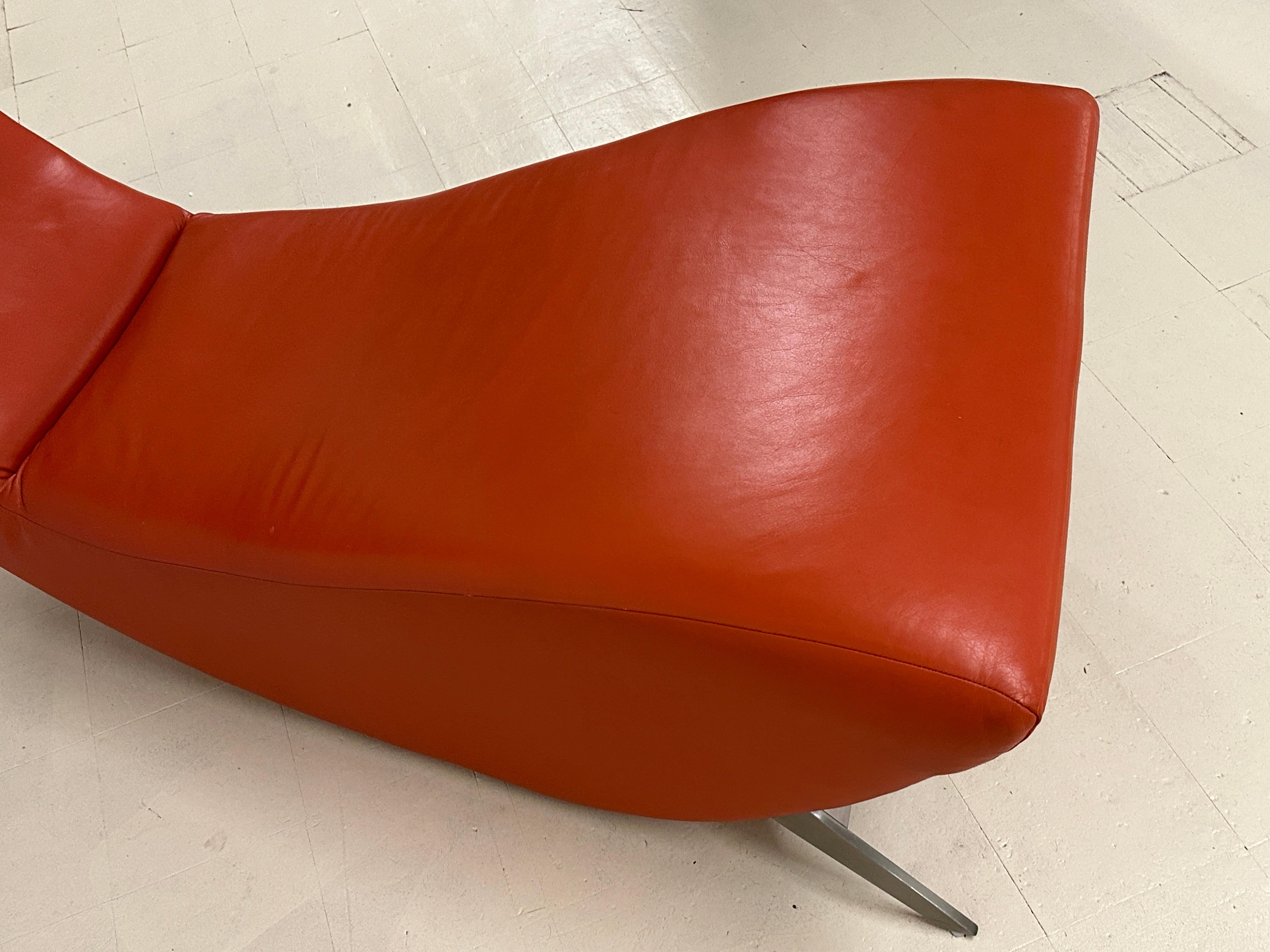 Brushed Sculptural Vermilion Leather Chaise Longue by Stanley Jay Freidman for Brueton For Sale