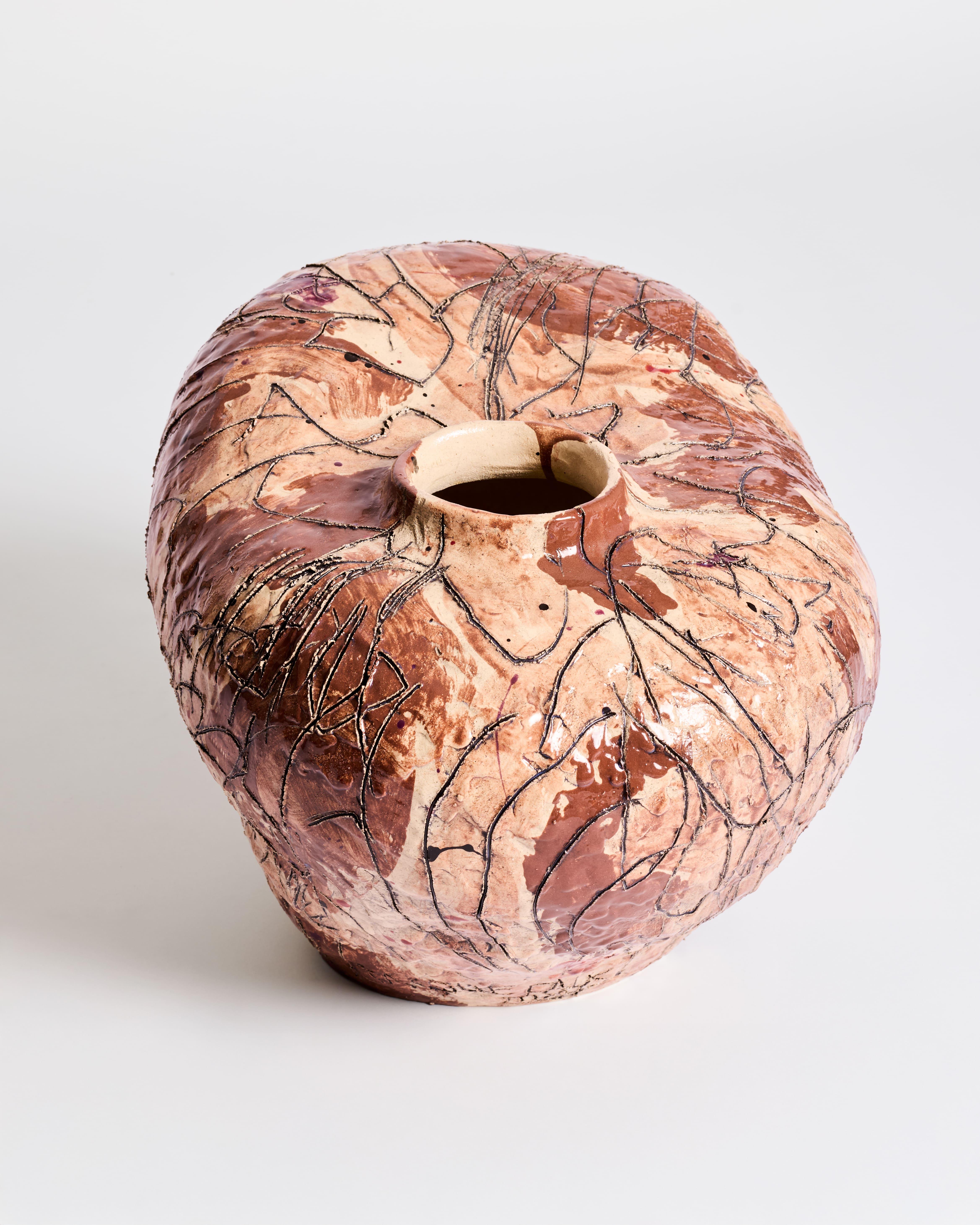 Brasiliano Vaso scultoreo di Jacque Faus in vendita