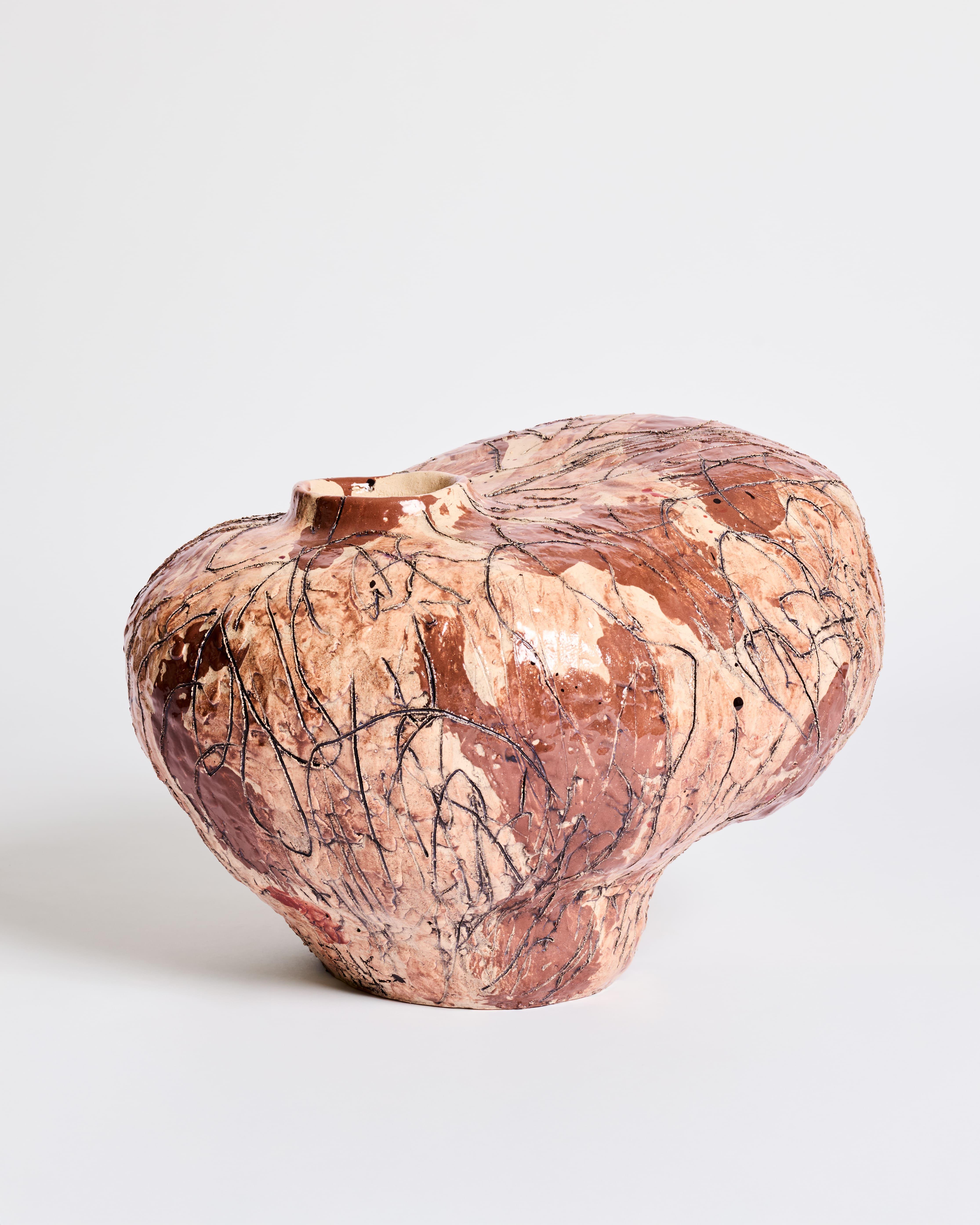 Smaltato Vaso scultoreo di Jacque Faus in vendita