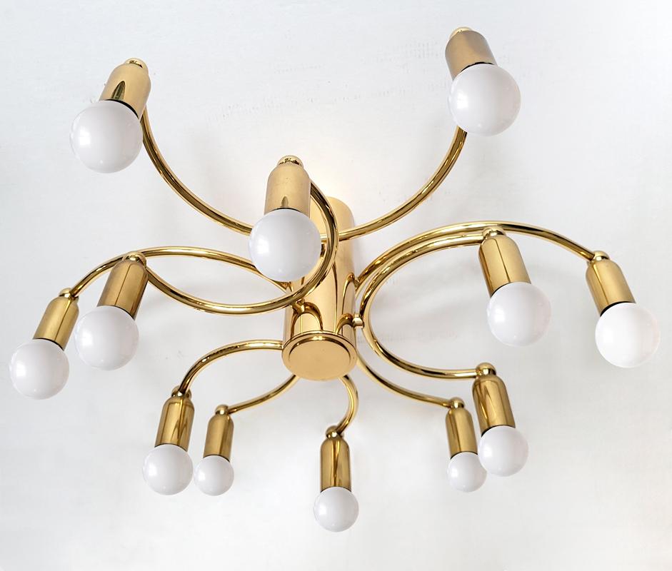 Beautiful sculptural Sciolari / Leola style ceiling or wall flush mount by Helestra,
Germany, 1960s/1970s.