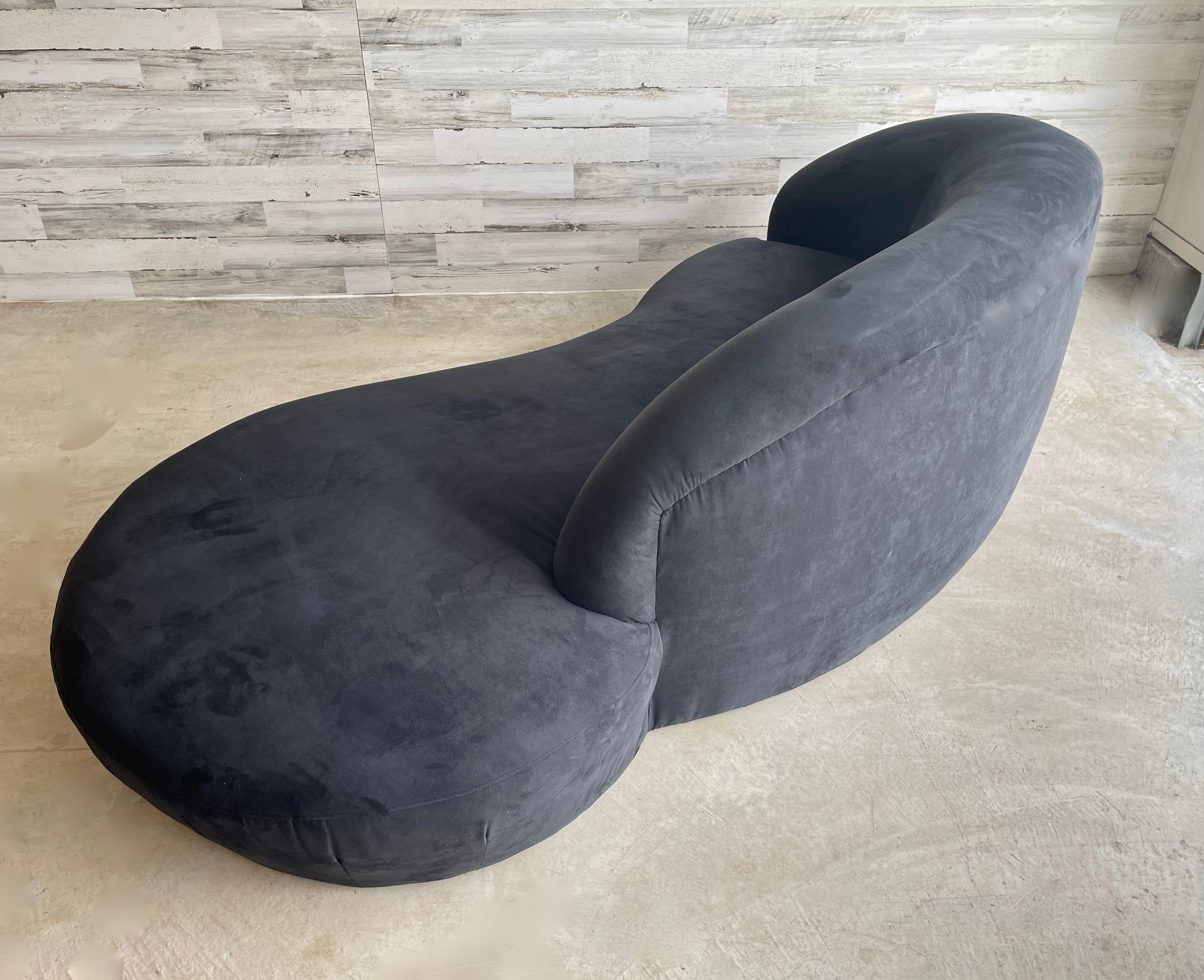 Modern Sculptural Vintage Cloud Sofa For Sale