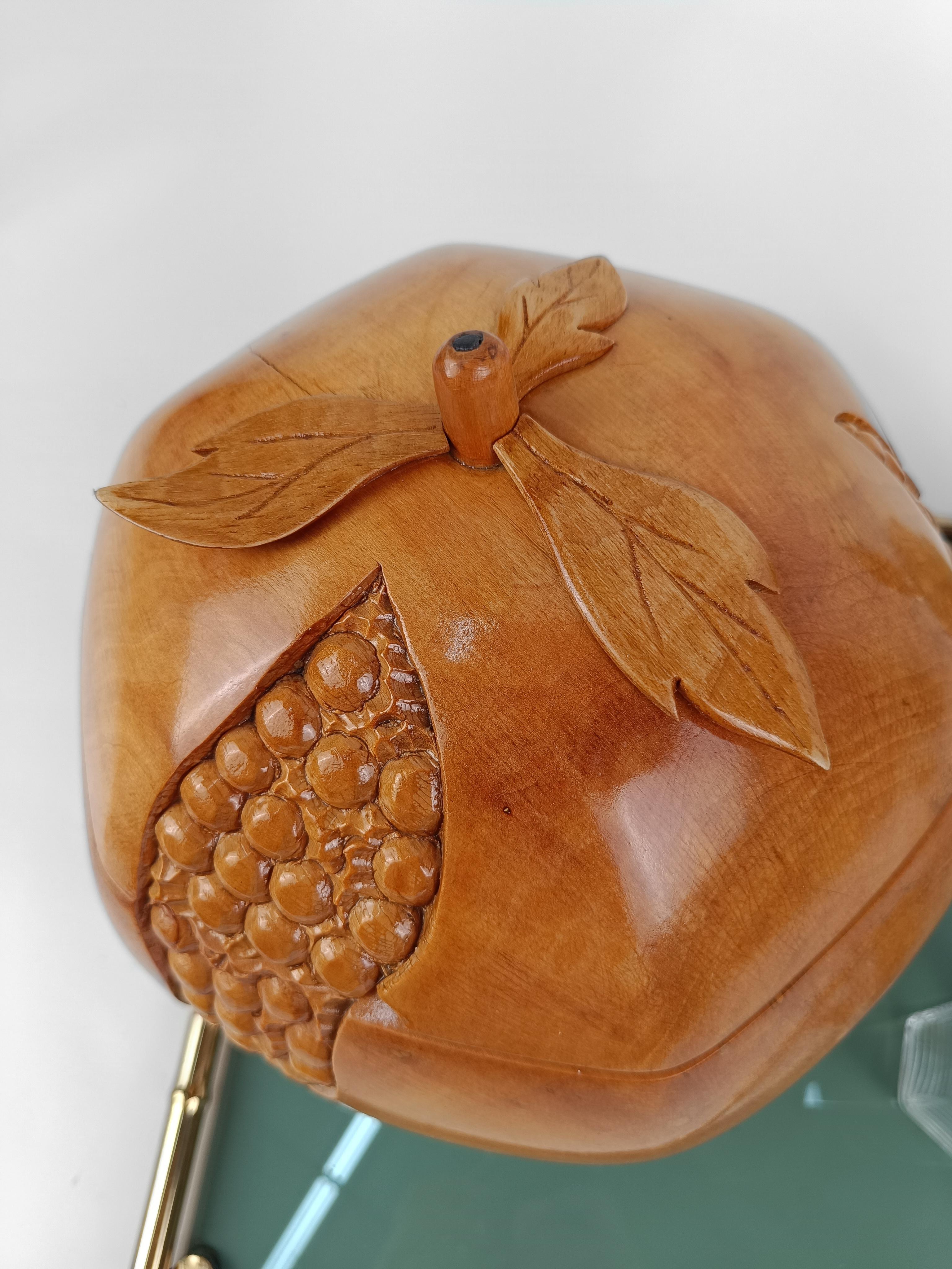 pomegranate carving
