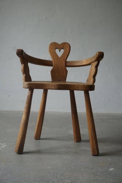 Sculptural Vintage Primitive Heart Chair in Solid Oak, Early 20th Century