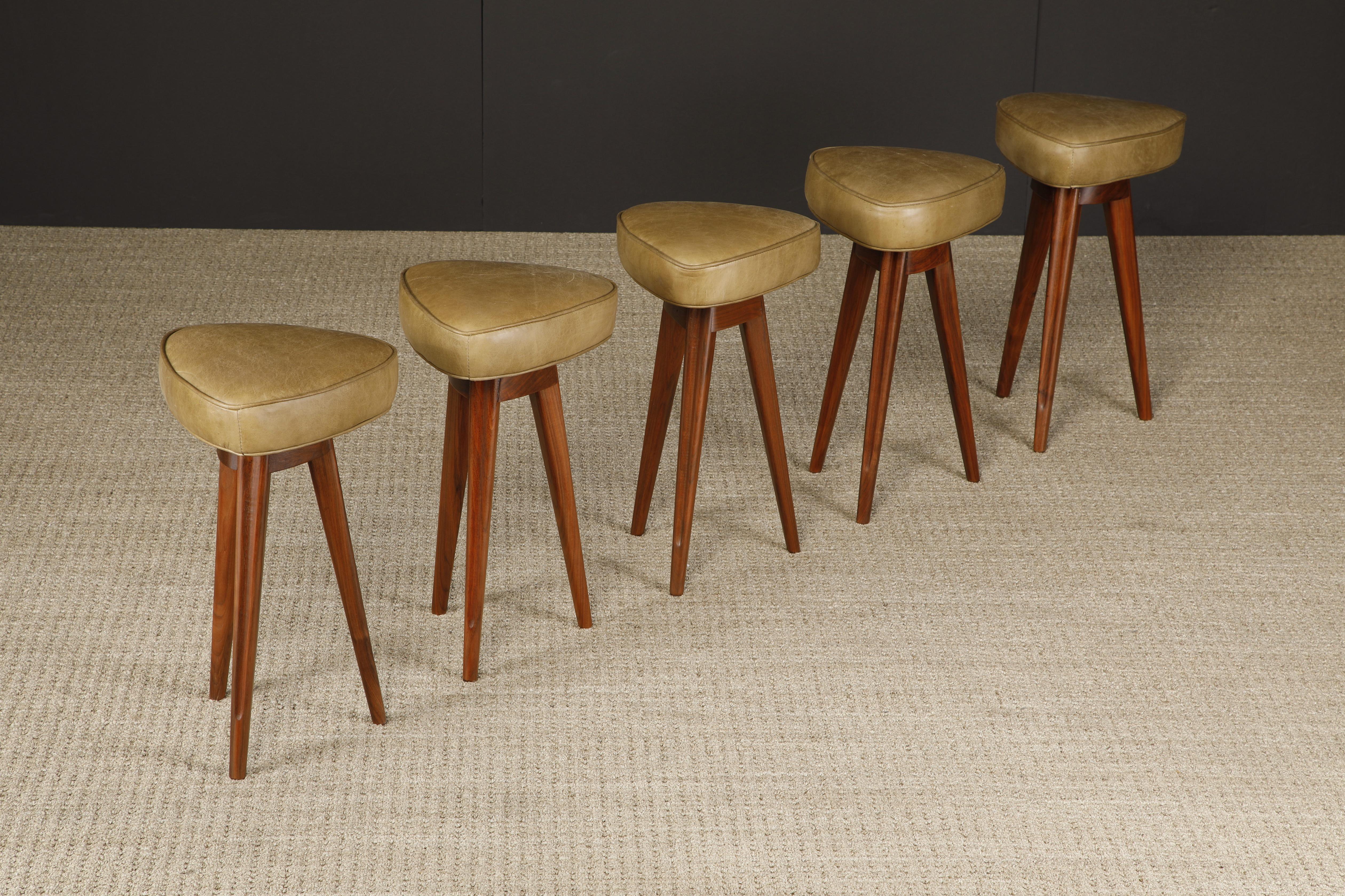 Walnut Sculptural Vladimir Kagan Boomerang Bar and Sculpted Leg Barstools, circa 1950's For Sale