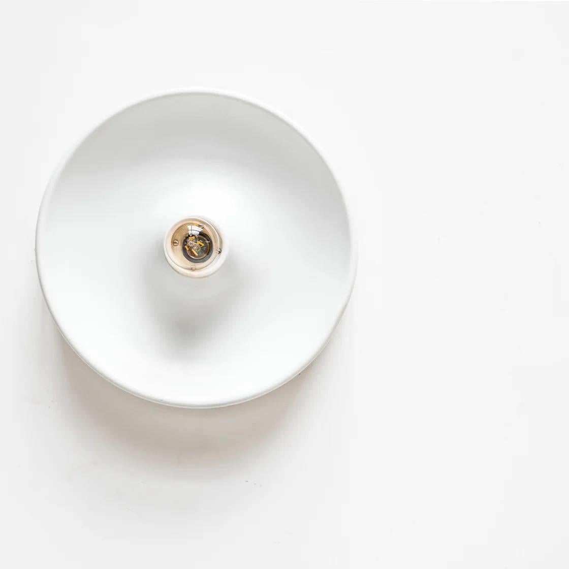 Aplique escultórico, Francia, años 80, aplique minimalista Francés en venta