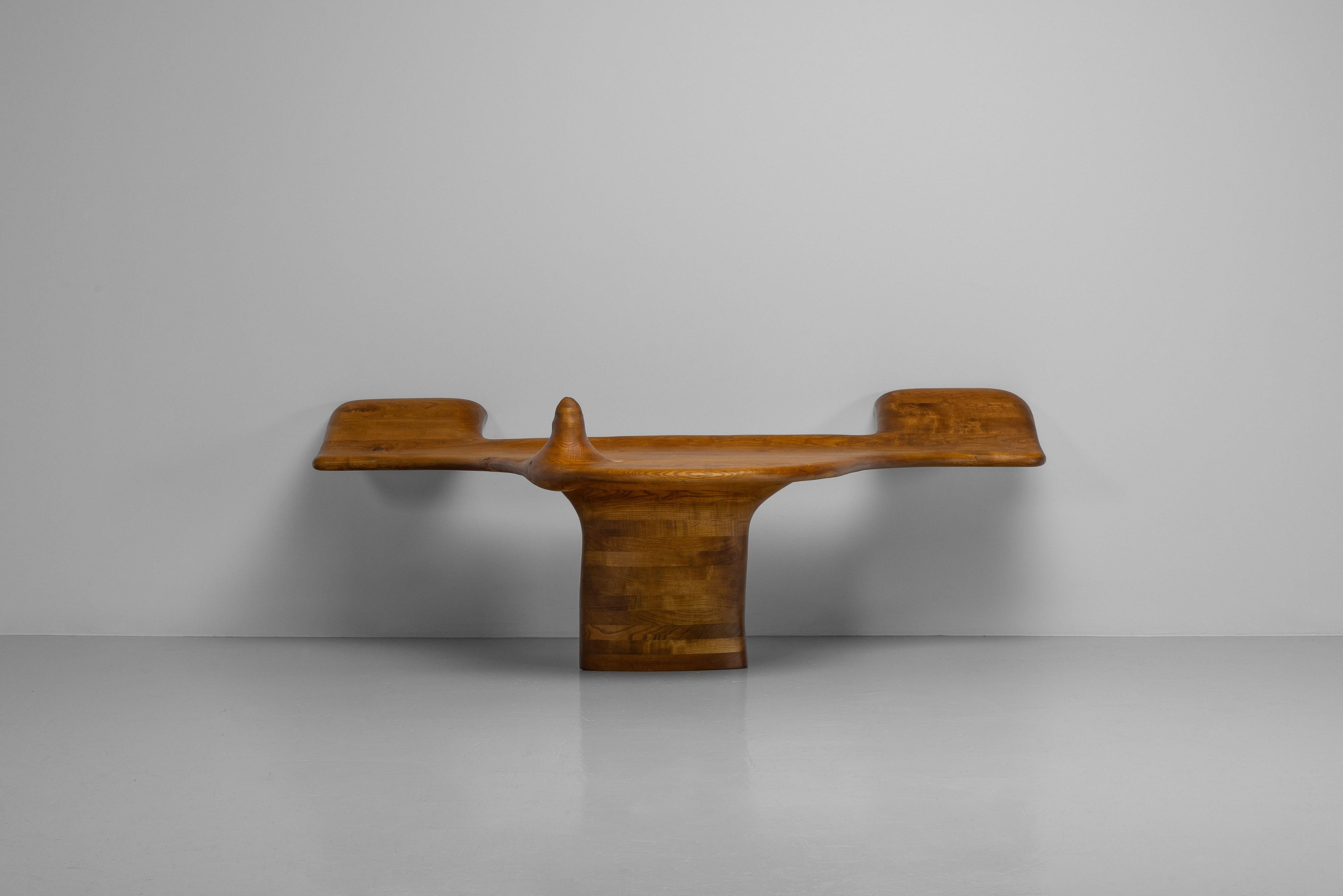 Mid-Century moderno Tavolo scultoreo da parete in legno di frassino Wood 1970 in vendita