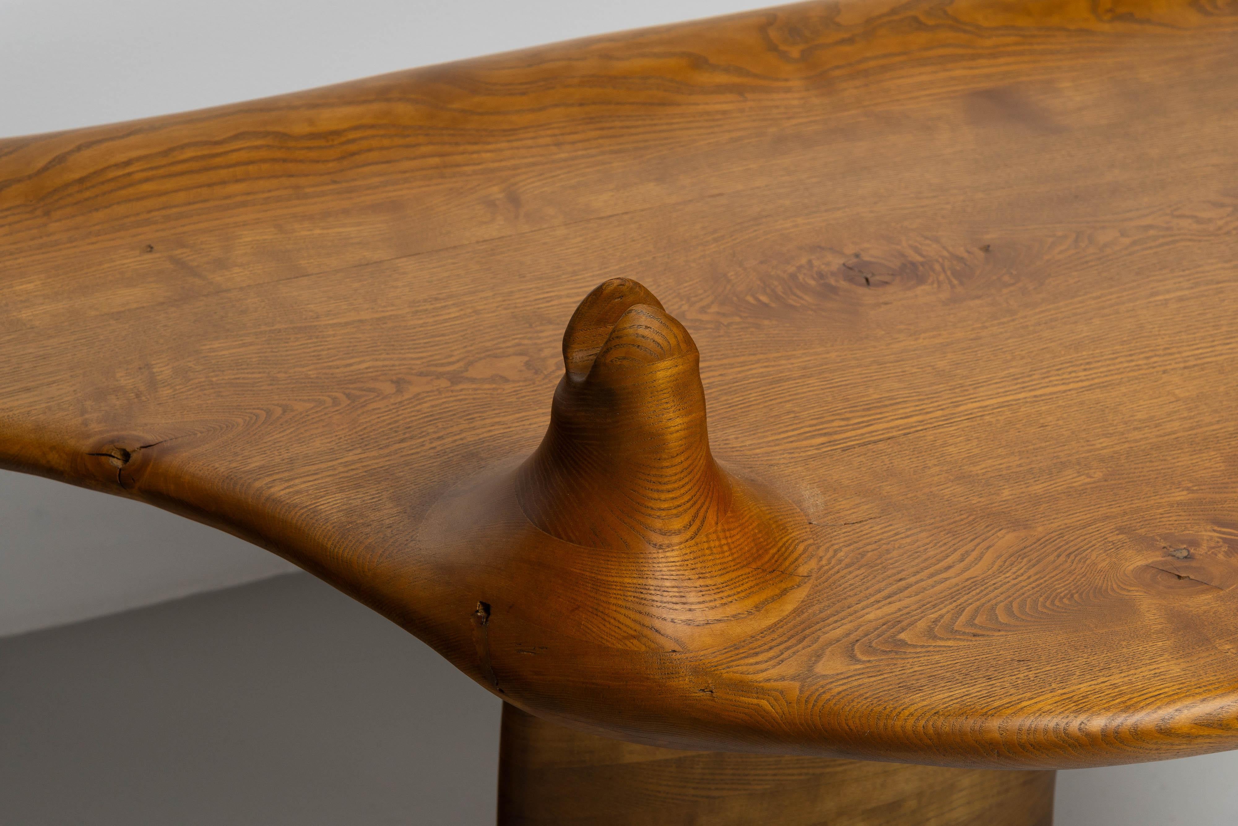 Tavolo scultoreo da parete in legno di frassino Wood 1970 in vendita 1