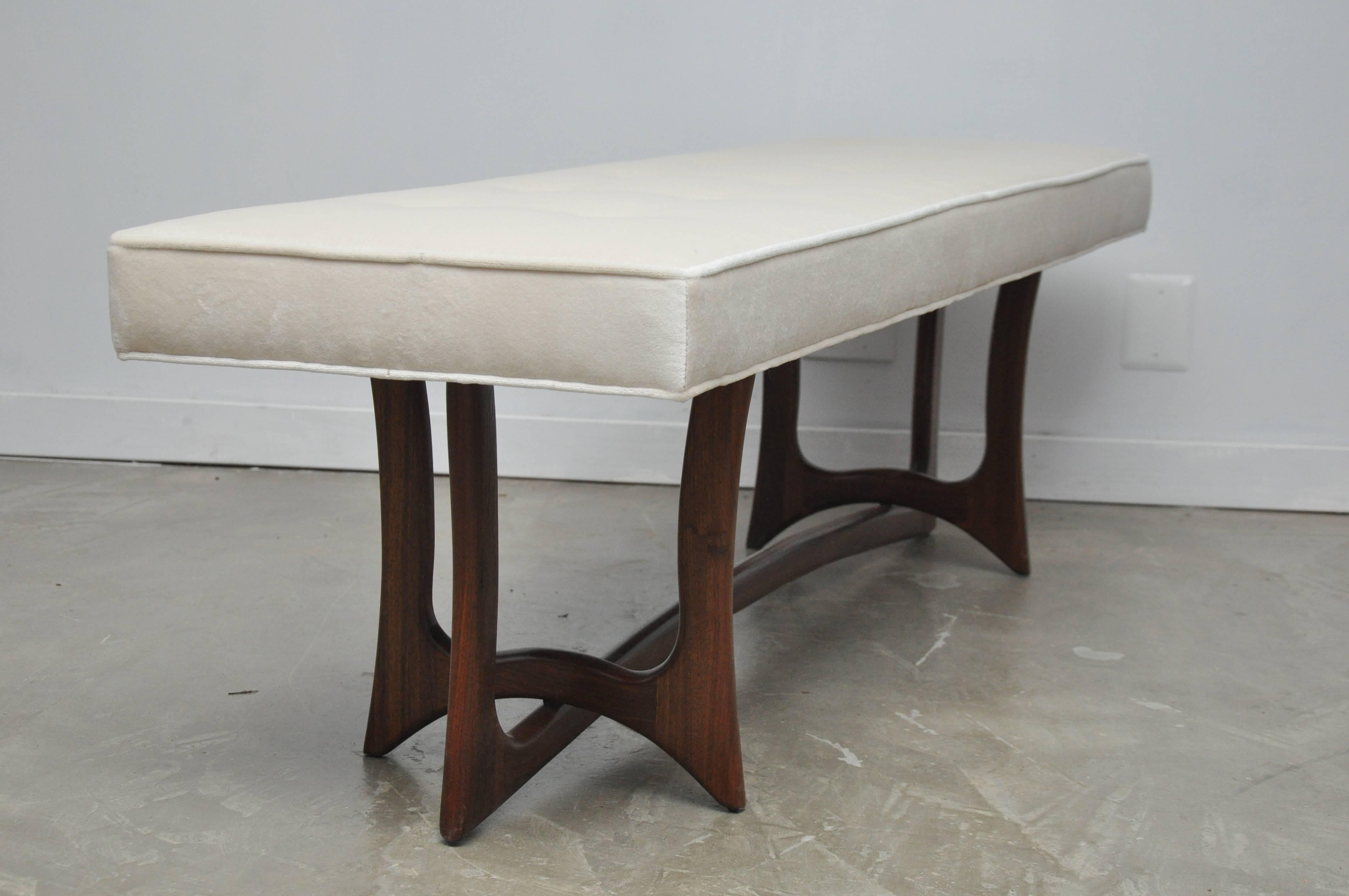 Sculptural Walnut Bench with Cream Upholstery, Adrian Pearsall In Excellent Condition In Chicago, IL