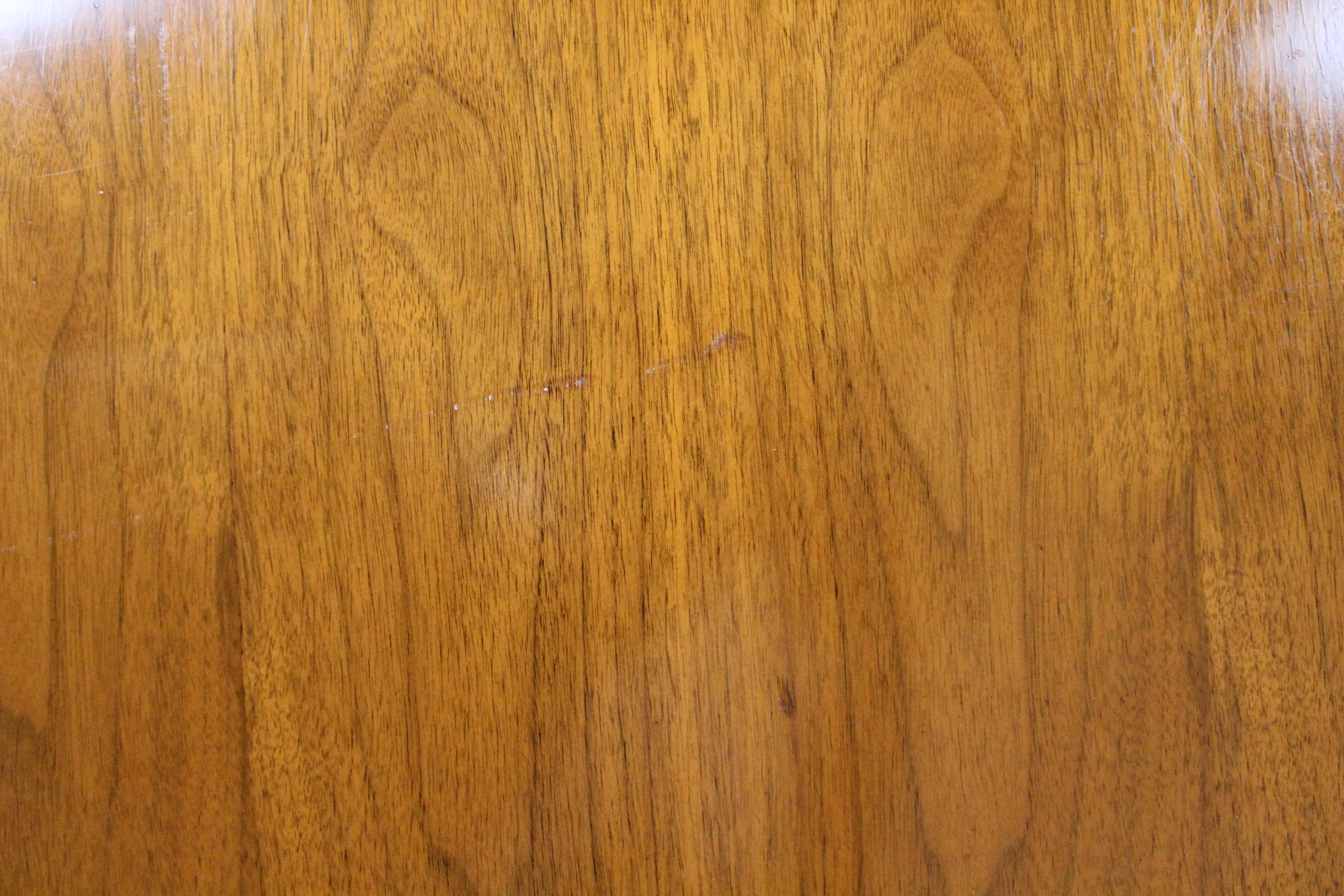 Credenza scultorea in noce e bronzo di Helen Hobey Baker Inc. in vendita 11