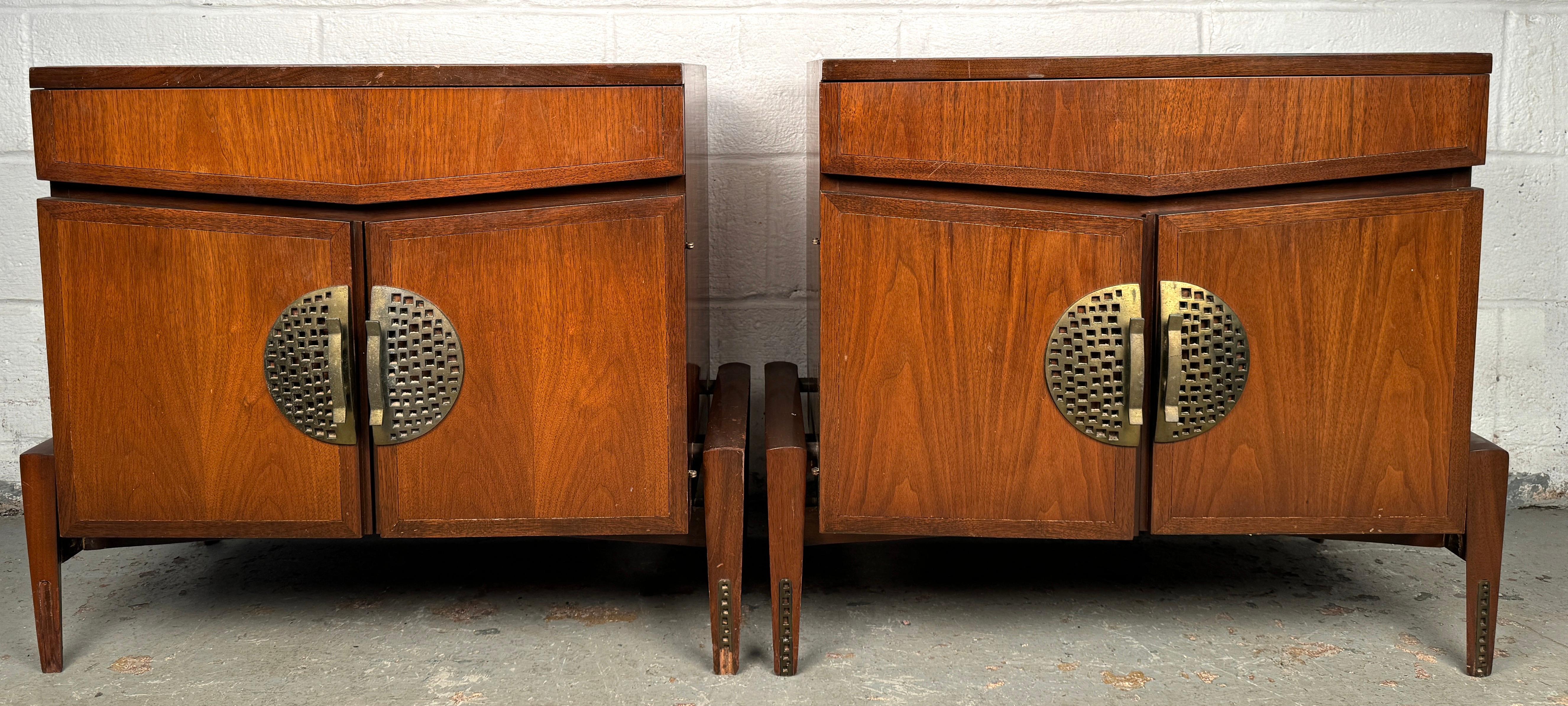 Add a bold touch of vintage style to your bedroom with this one-of-a-kind pair of mid-century nightstands by Helen Hobey for Baker Inc. Where classic form meets unexpected detail. These thoughtfully crafted pieces feature distinctive lines, rich