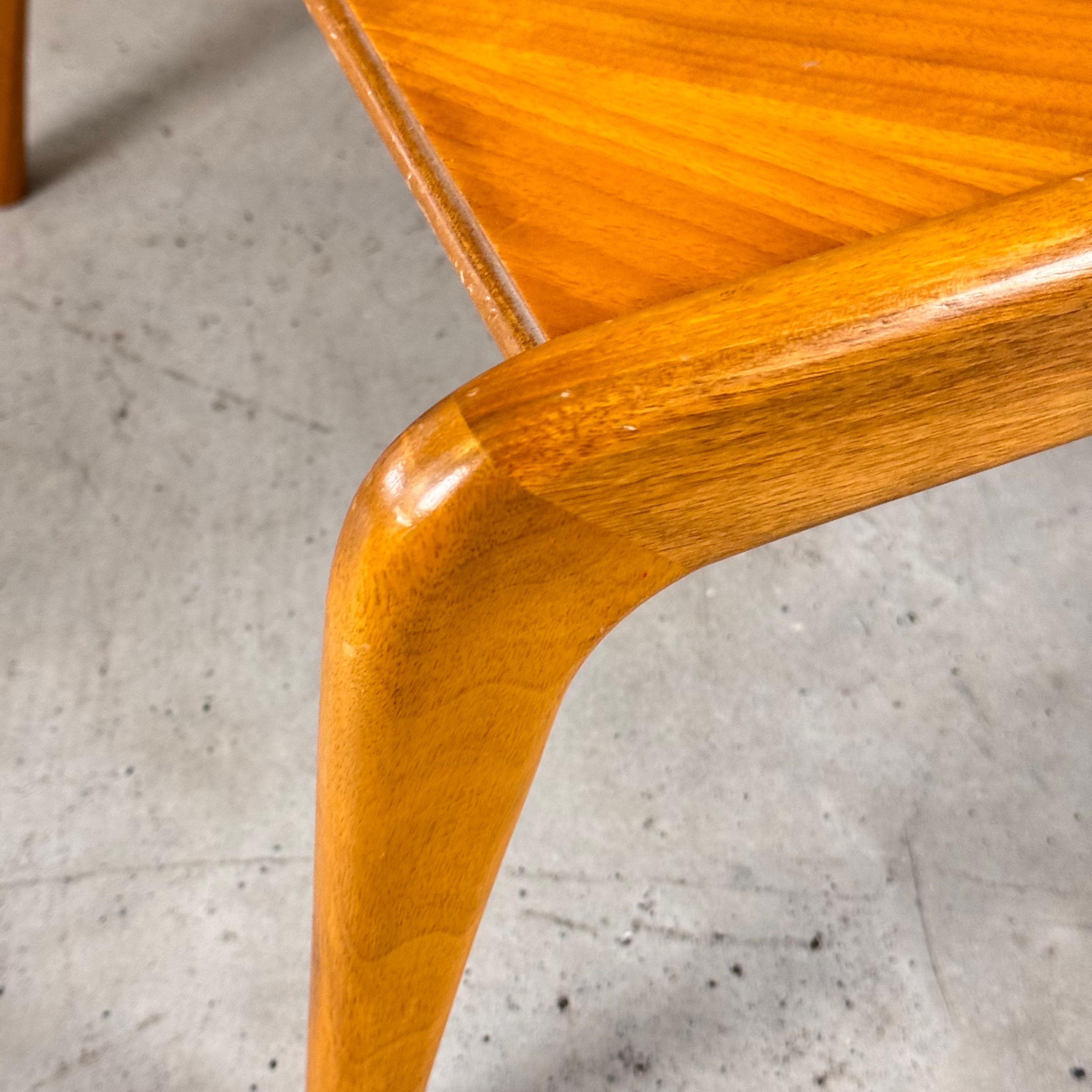 Sculptural Walnut Coffee Table by Gio Ponti for Domus Nova, Italy, 1950s For Sale 3