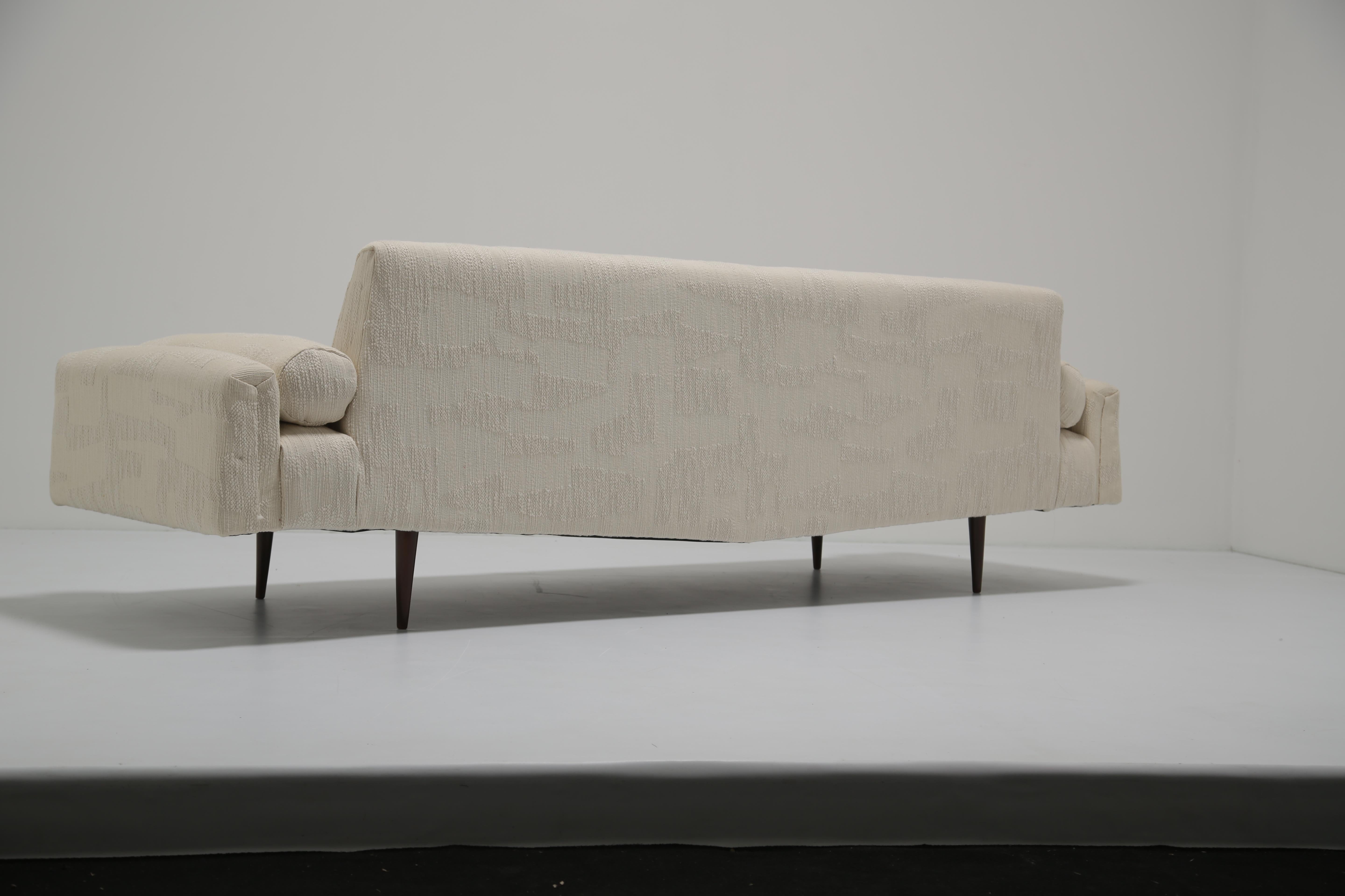 Skulpturales Sofa 'Gondola' aus Nussbaumholz, Model No. 2000-S, von Adrian Pearsall, 1960er Jahre im Angebot 7