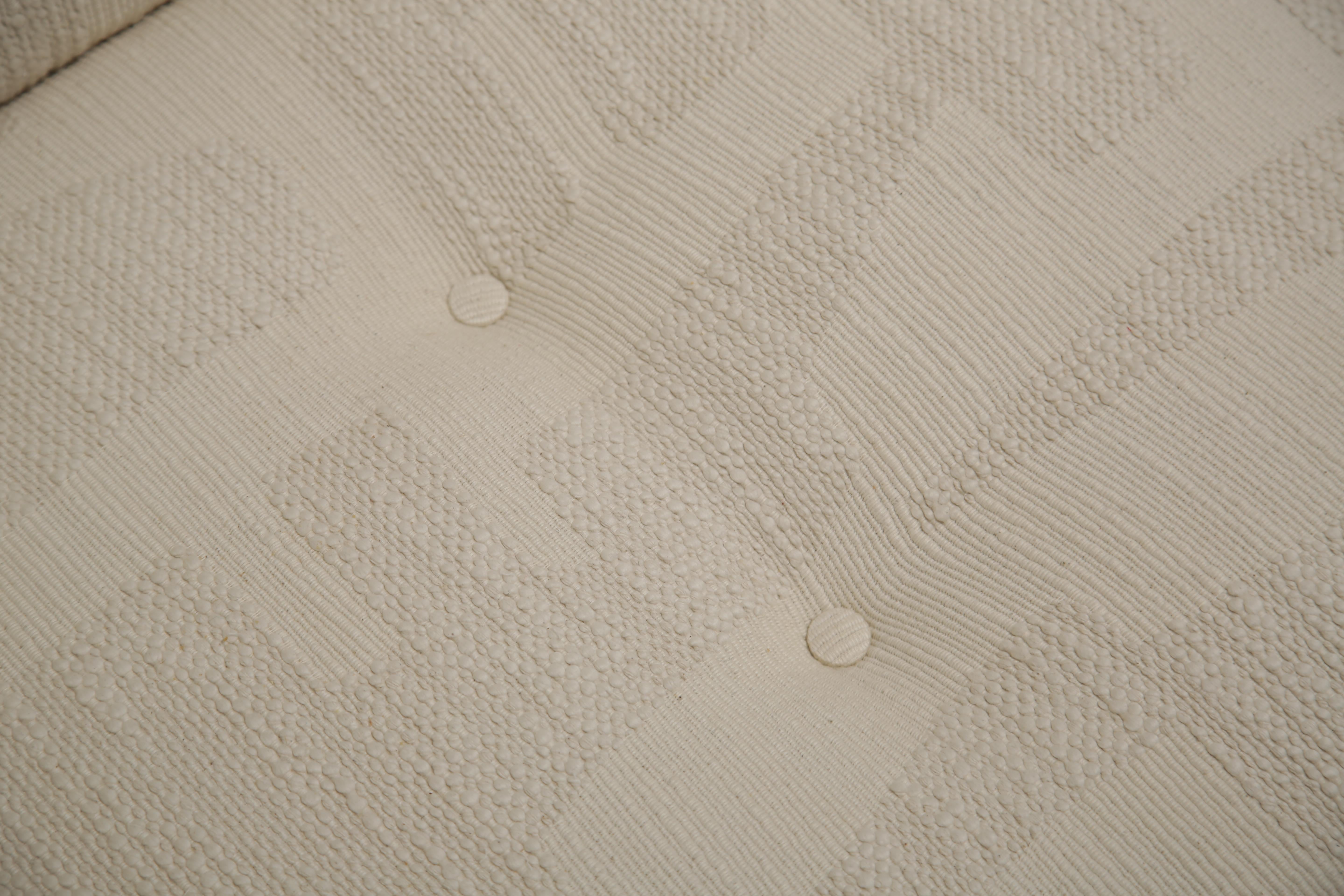 Skulpturales Sofa 'Gondola' aus Nussbaumholz, Model No. 2000-S, von Adrian Pearsall, 1960er Jahre (20. Jahrhundert) im Angebot