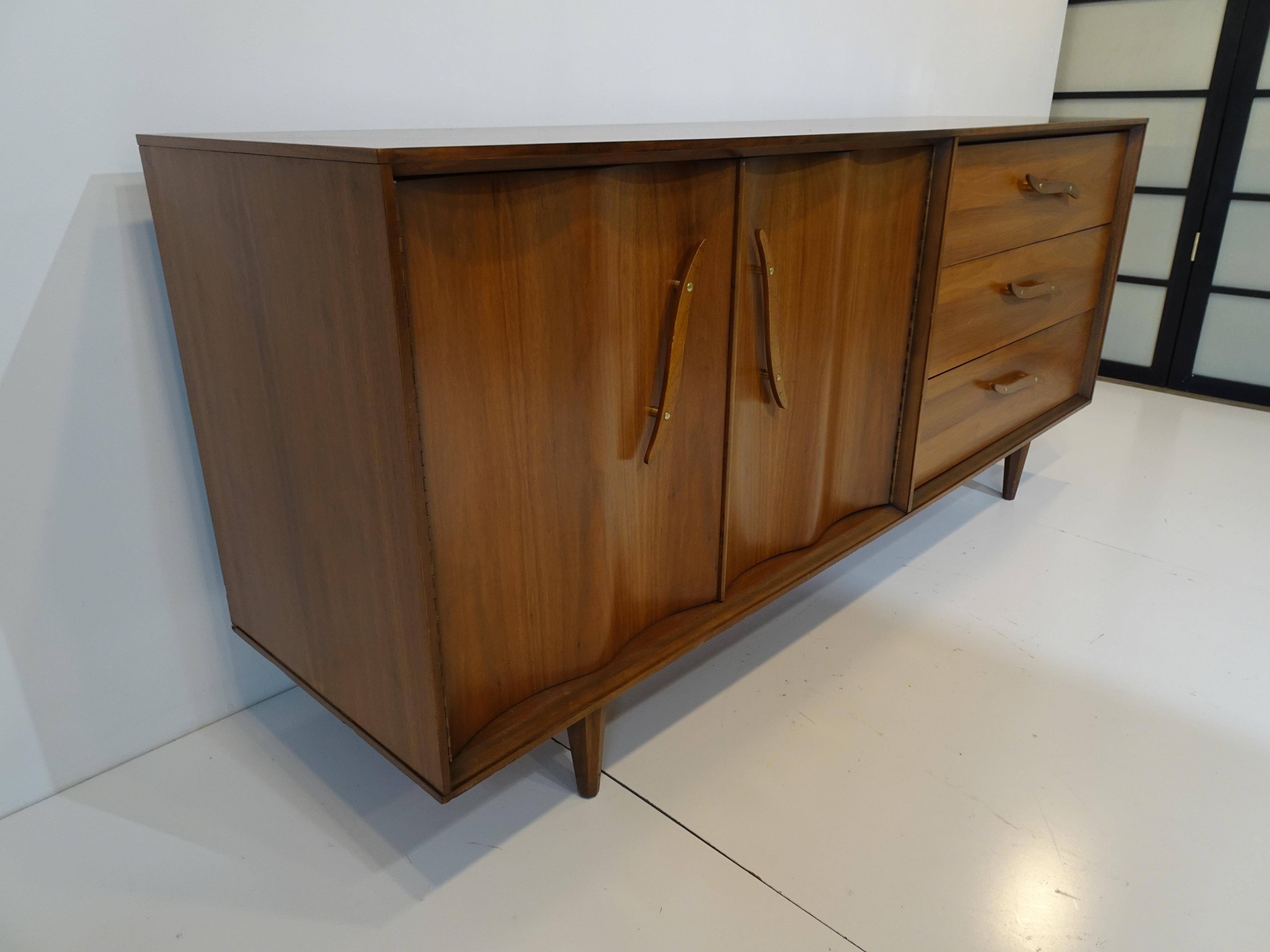 Mid-Century Modern Sculptural Walnut Mid Century Dresser by Unagusta