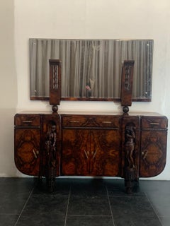 Credenza scultorea in noce e specchio, anni '20