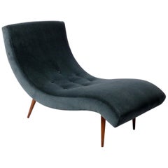 Sculptural Wave Chaise Lounge in the Manner of Adrian Pearsall