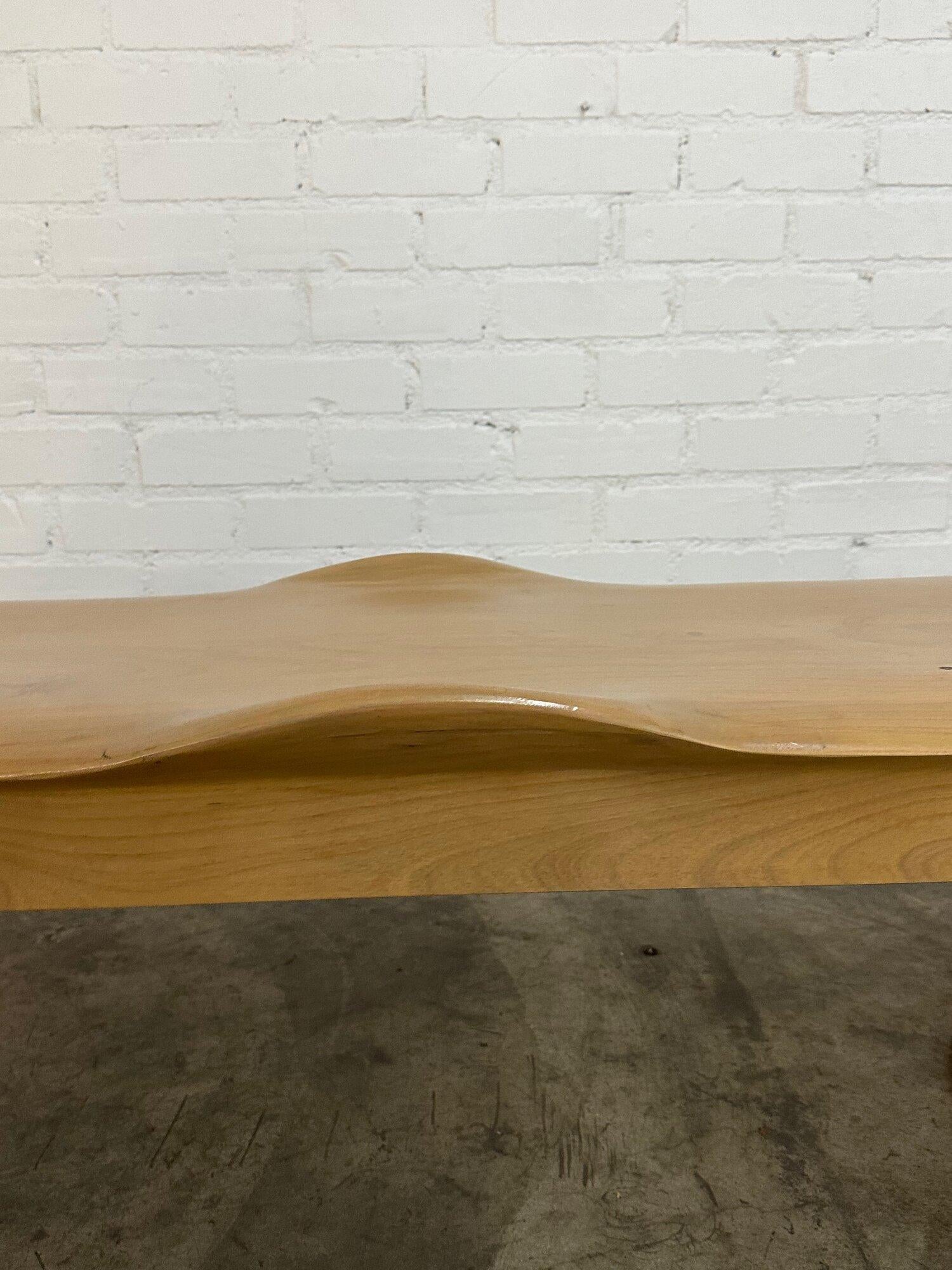 Sculptural wavvy bench handcrafted For Sale 3