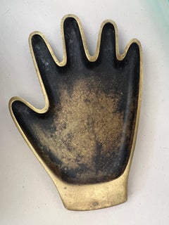 Sculptural Werkstätte Hagenauer Modernist Brass Hand Ashtray, Austria, 1950s