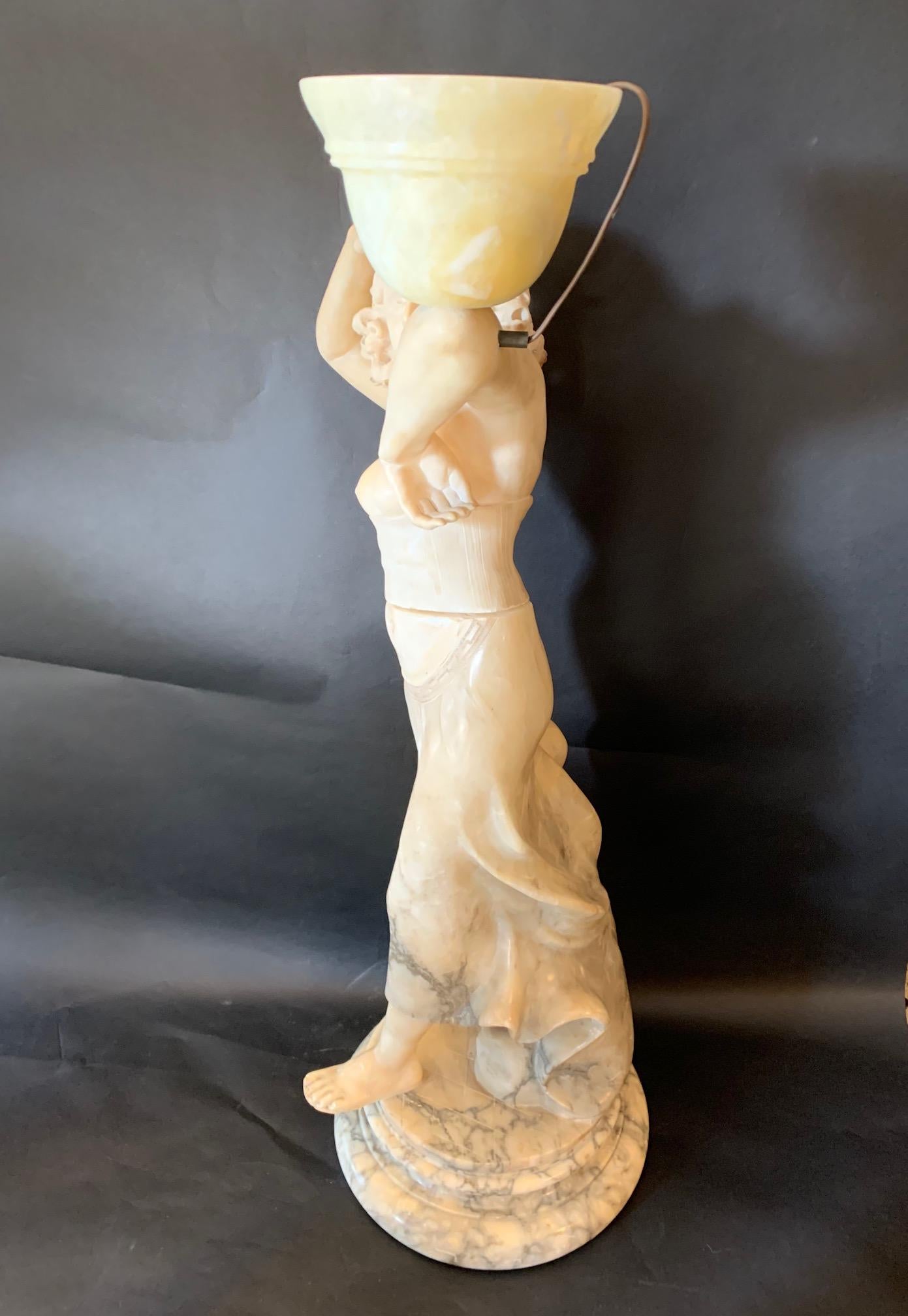 Sculptural Woman Torchère Lamp In Good Condition For Sale In Los Angeles, CA