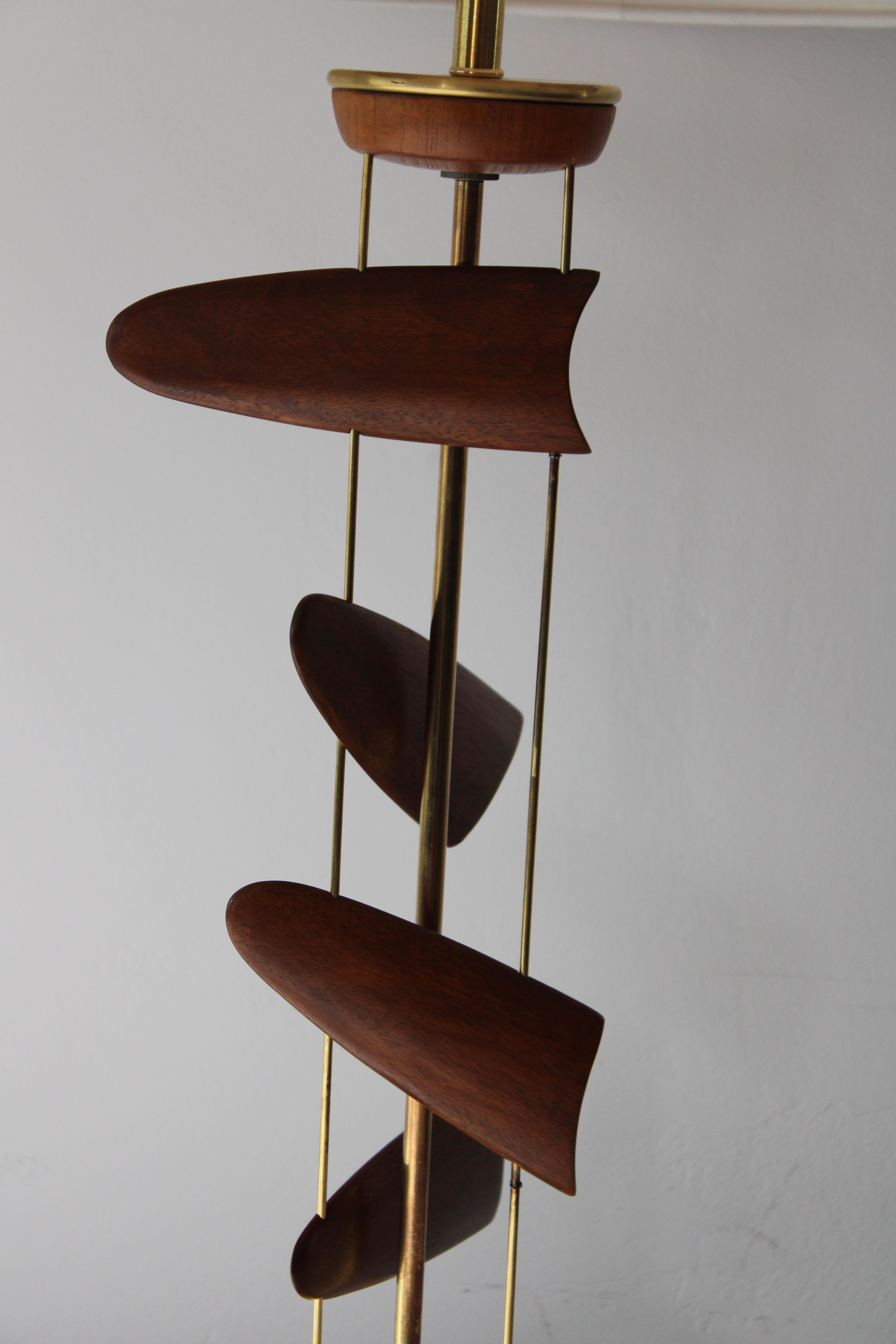Mid-20th Century Sculptural Wood and Brass Lamp attributed to Leo Amino For Sale
