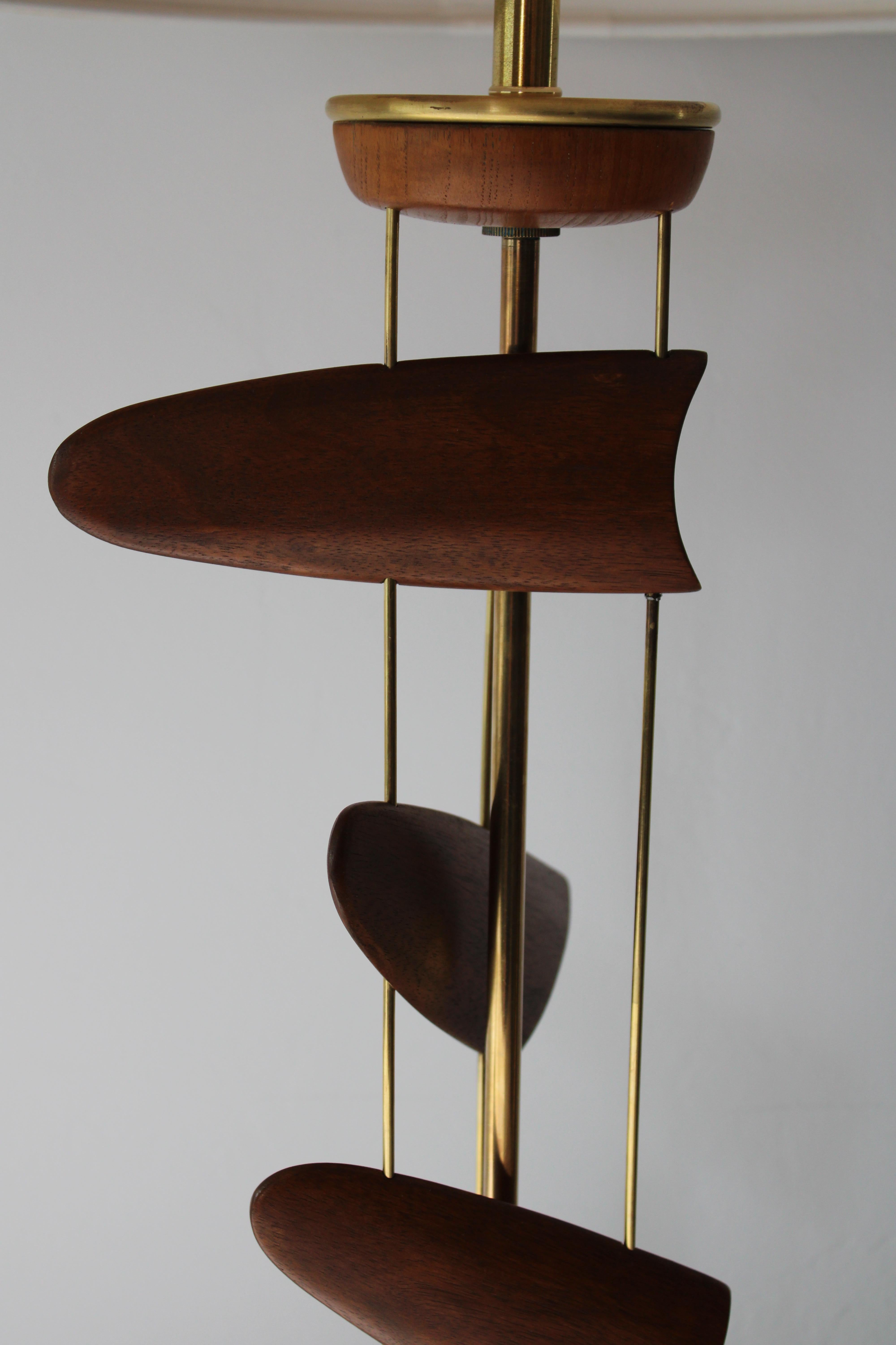 Sculptural Wood and Brass Lamp attributed to Leo Amino For Sale 2