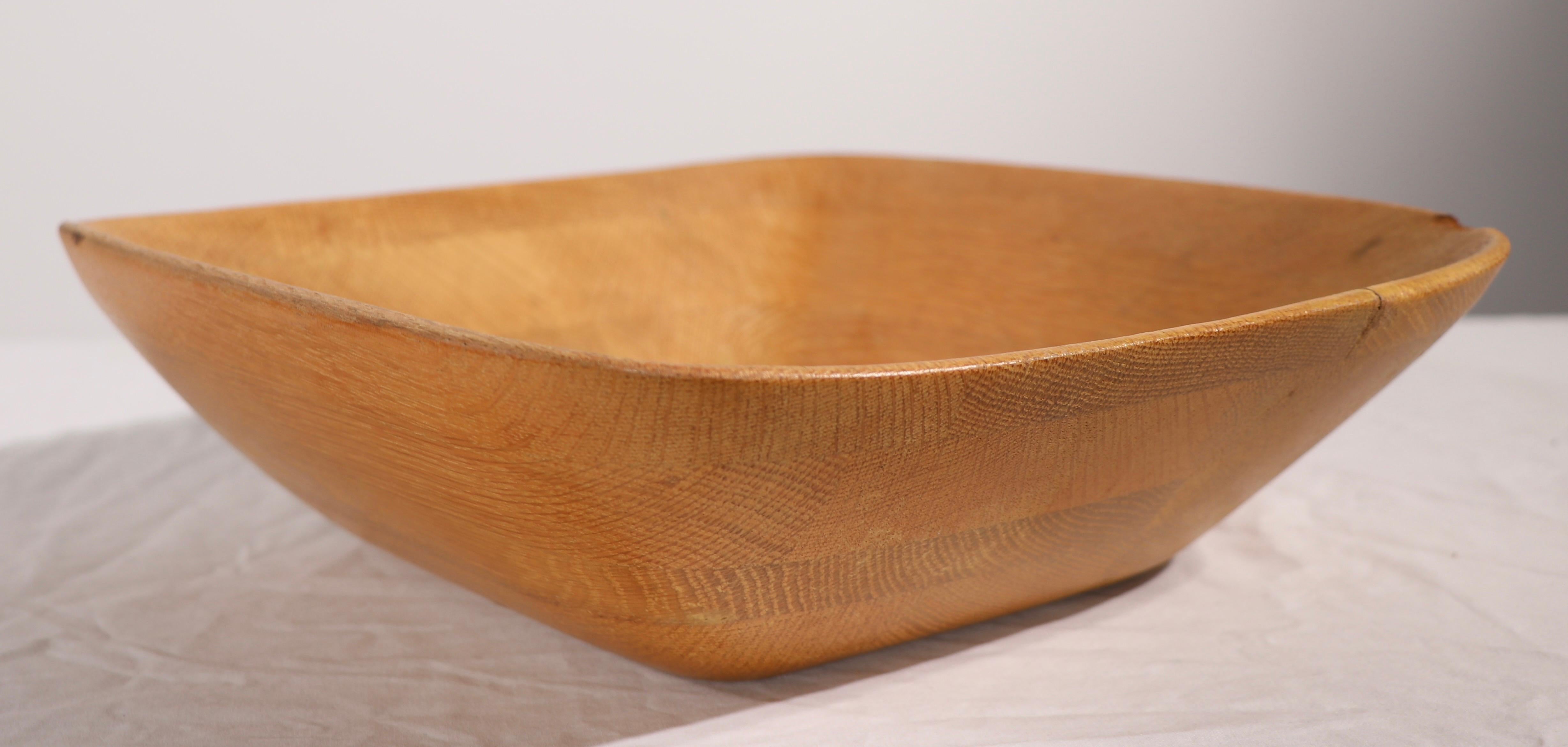 Sculptural Wood Bowl by Mary Wright, Klise For Sale 4