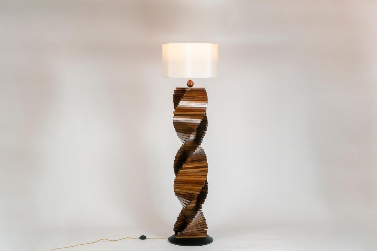 Sculptural wooden lamp base. 1980s For Sale 3