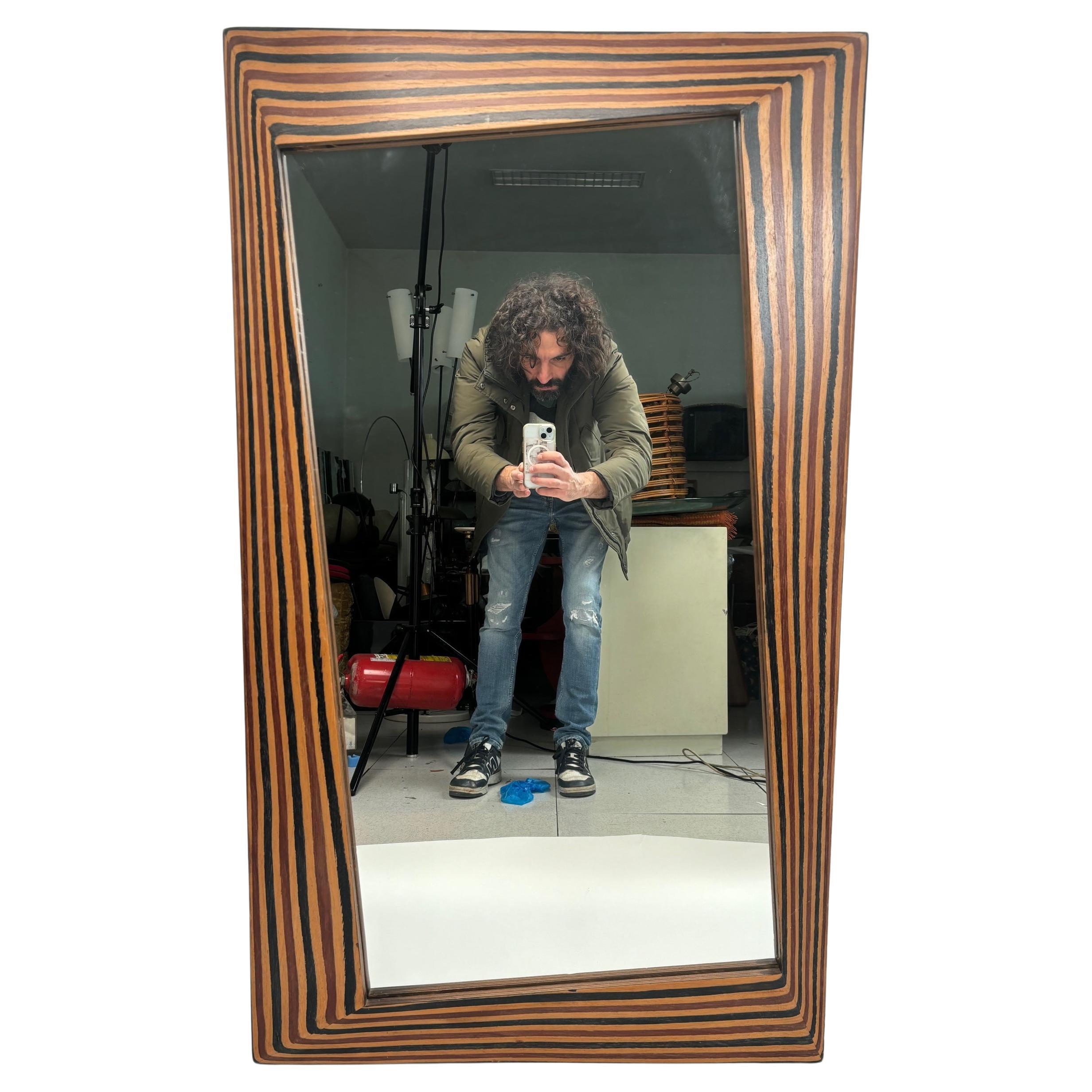 Sculptural wooden mirror attributed to Tobia Scarpa for Maxalto, Italy, 1970s en vente