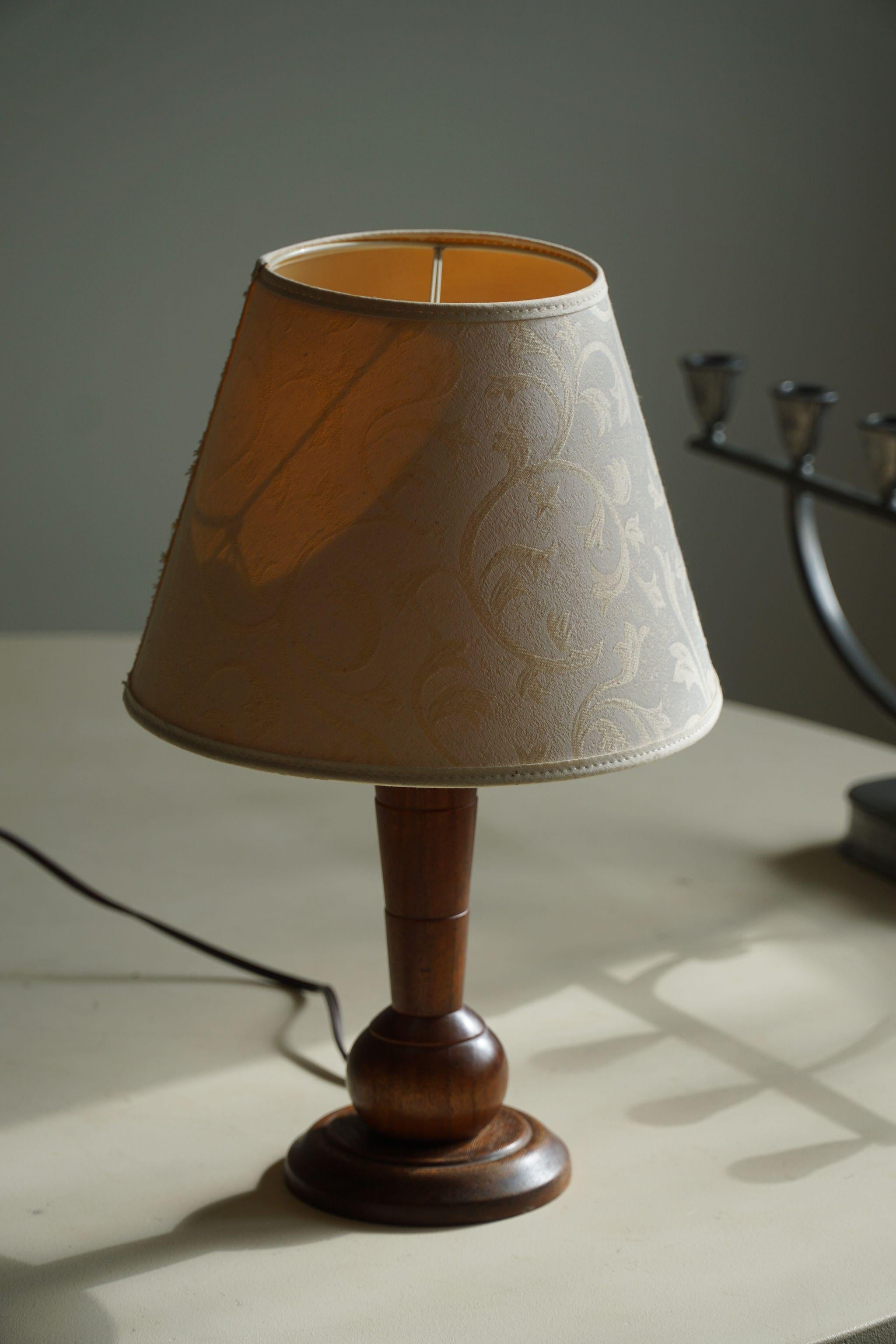 Mid-Century Modern Sculptural Wooden Teak Art Deco Table Lamp, Danish Modern, 1940s For Sale