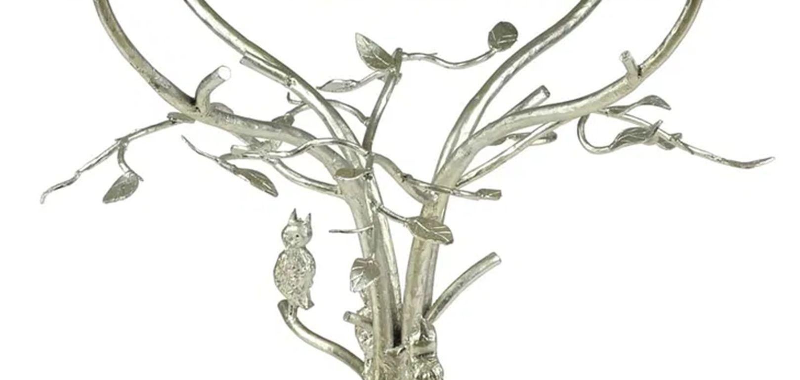 Suisse Table centrale sculptée en fer forgé à la manière de Diego Giacometti en vente