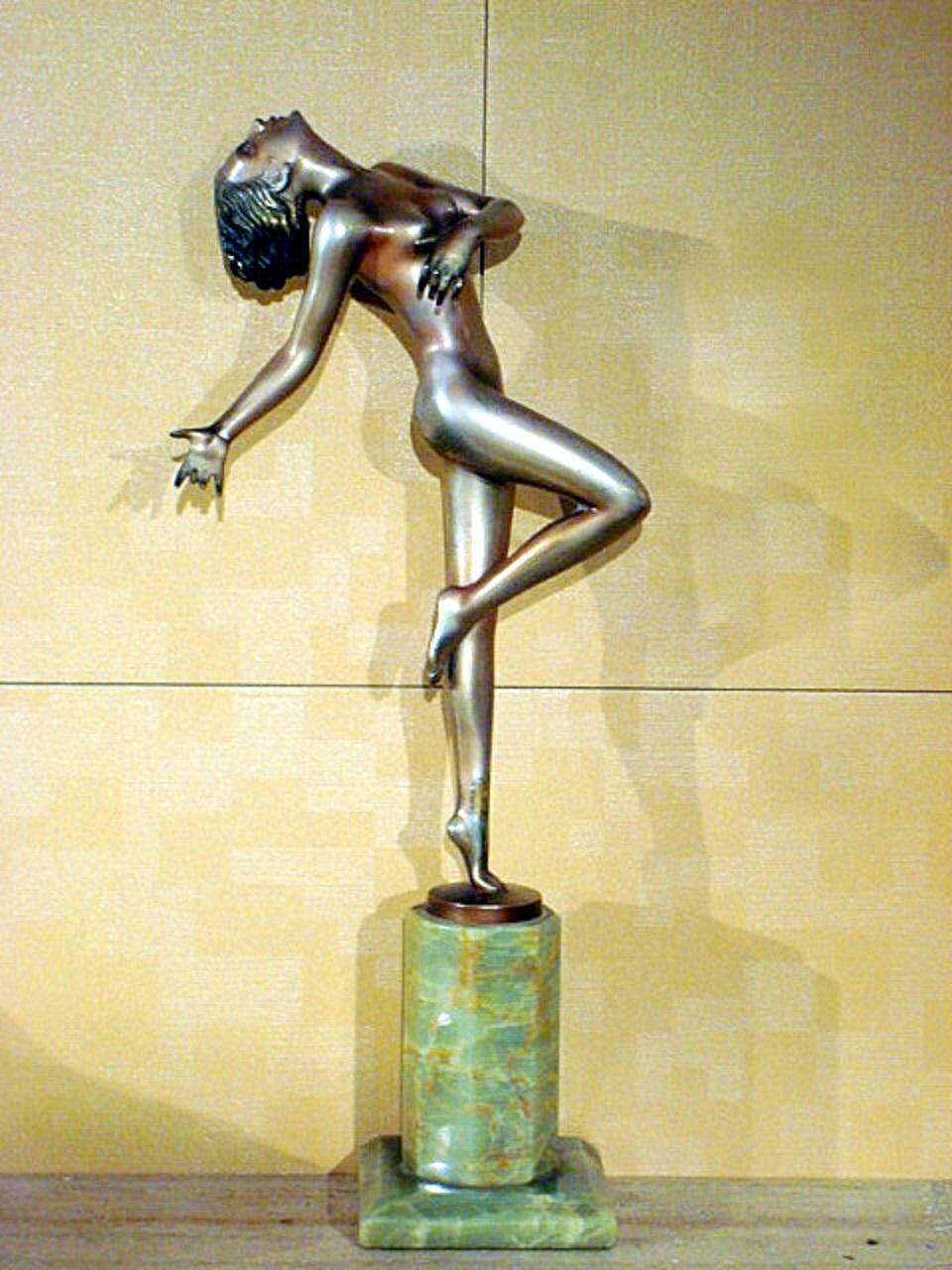 Skulptur , 1920, Art déco, signiert Lorenzl im Angebot 10