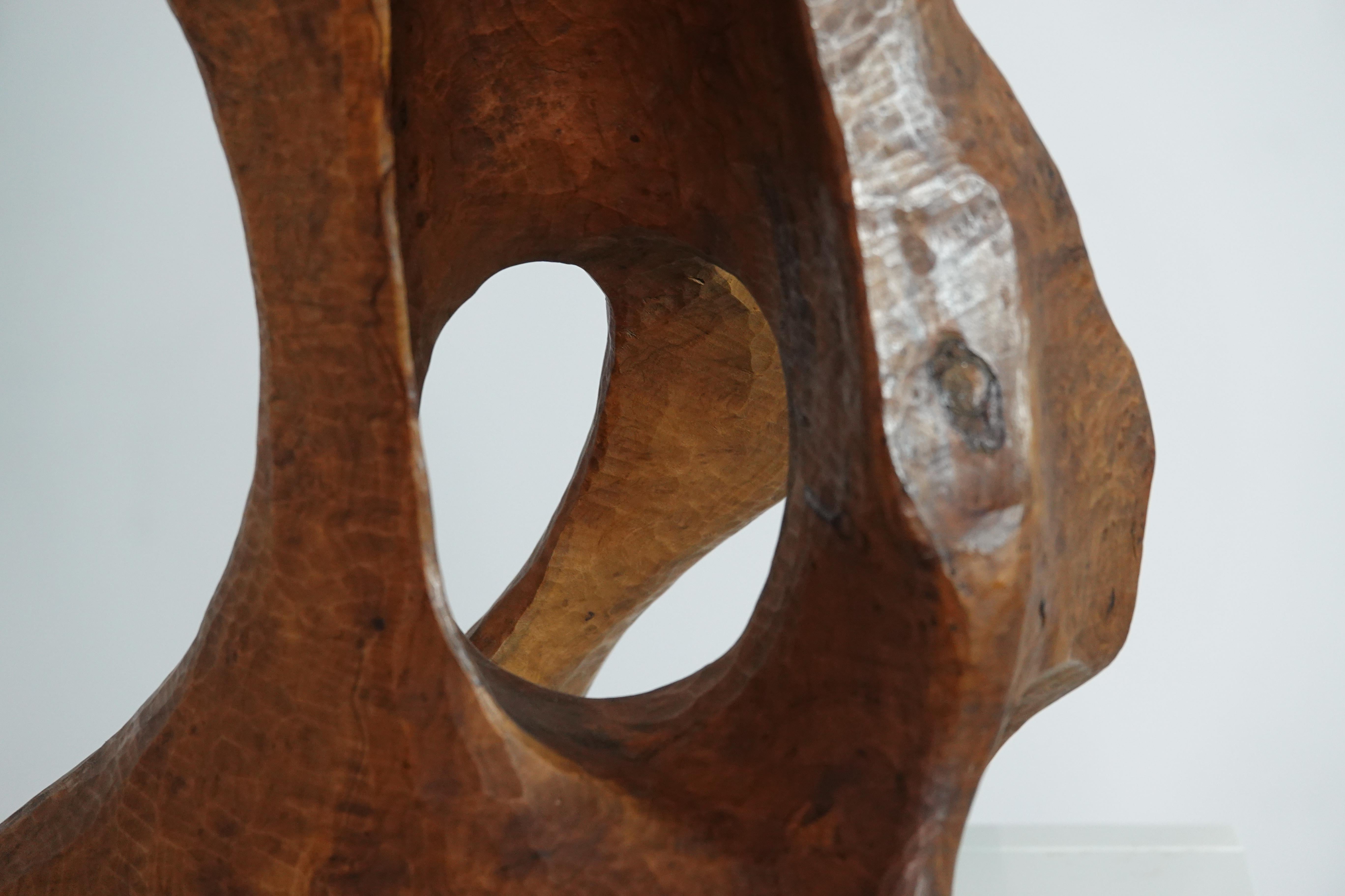 Wood Sculpture abstraite de forme libre en bois d’olivier France vers 1960 For Sale