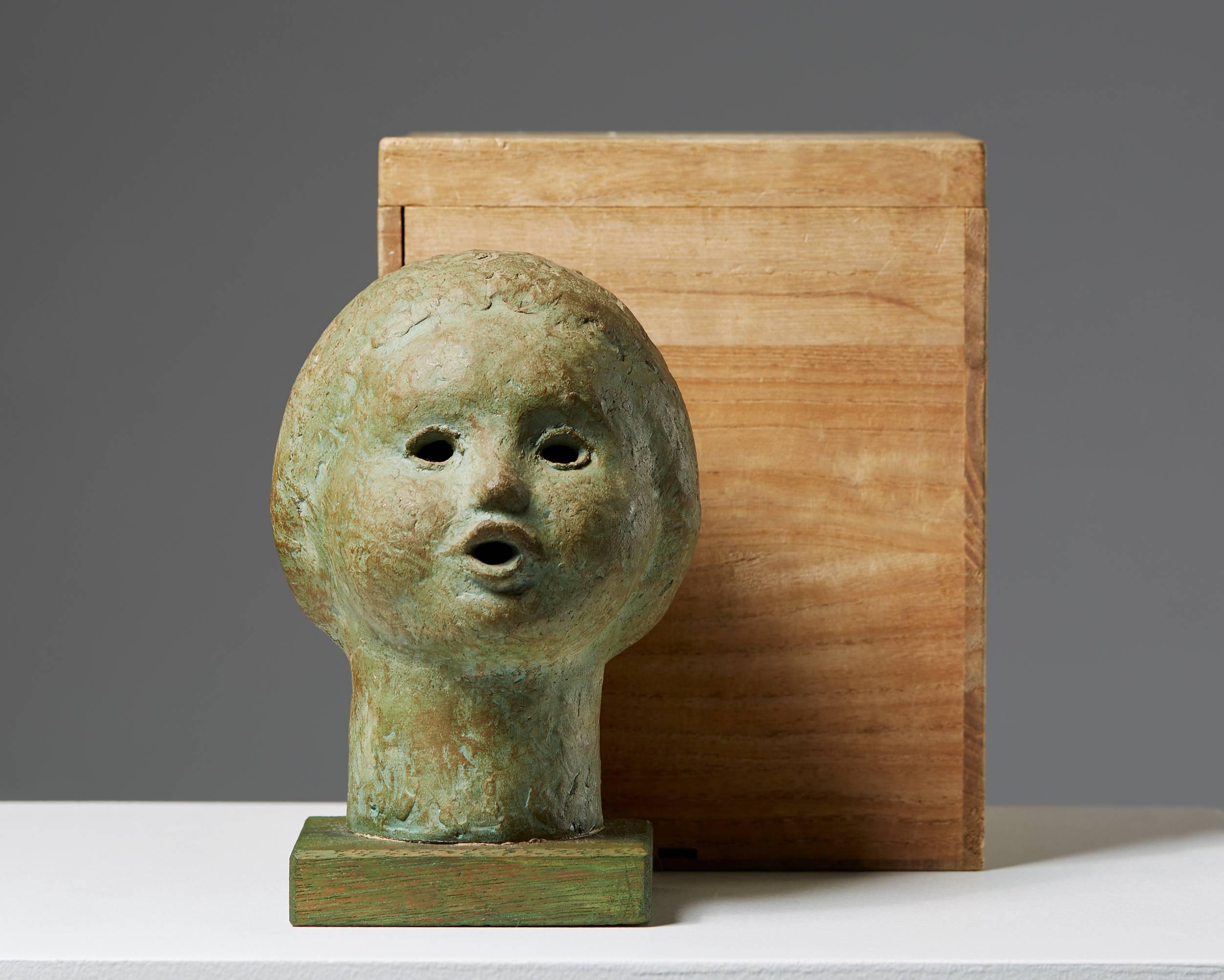 Sculpture, anonymous, 
Japan, 20th century. 
Stoneware.

Kiri box enclosed.

Measures: H 19 cm/ 7 1/2''
W 12 cm/ 4 3/4''
D 14 cm/ 5 1/2''.