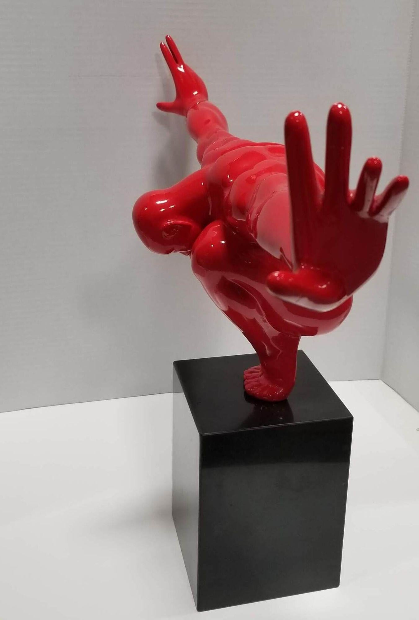 20th Century Sculpture Athlete Figurine in Resin For Sale