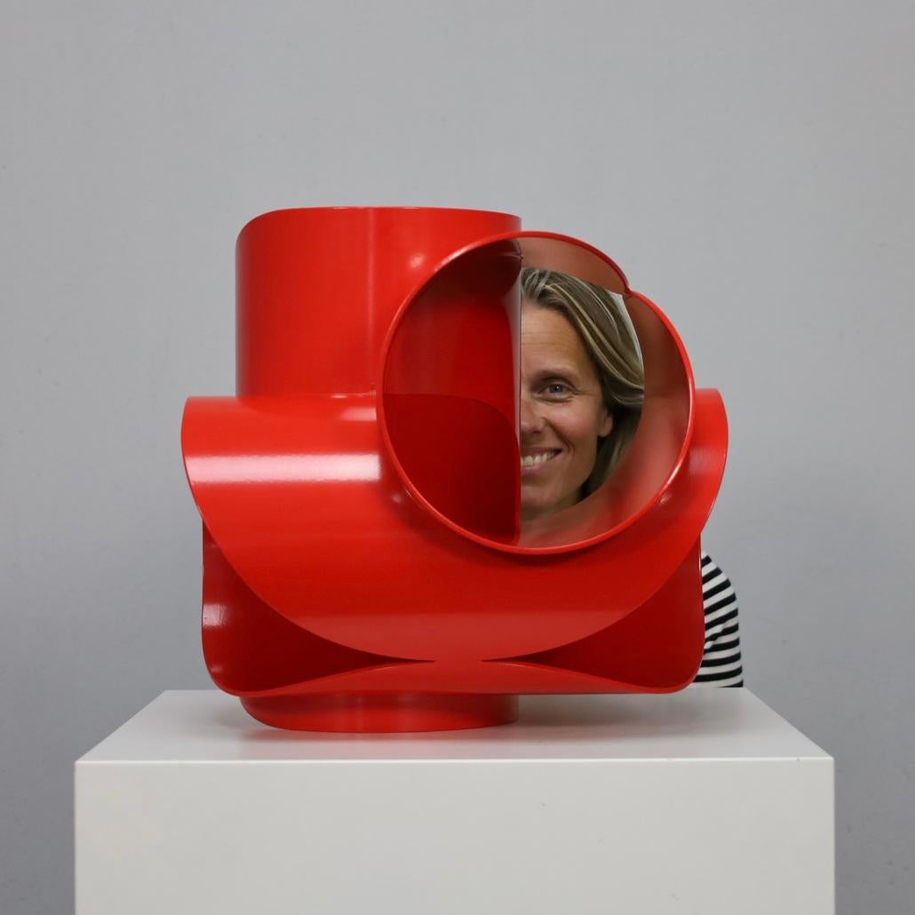 Autre Sculpture “Axis Red” by Rob Zweerman, 2016 en vente