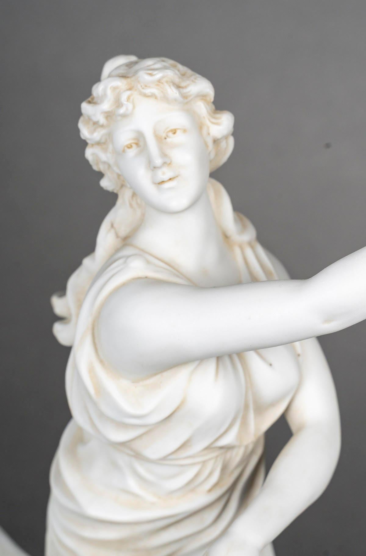 Sculpture, groupe de biscuits, monture en bronze doré, Allemagne, période Napoléon III. en vente 3