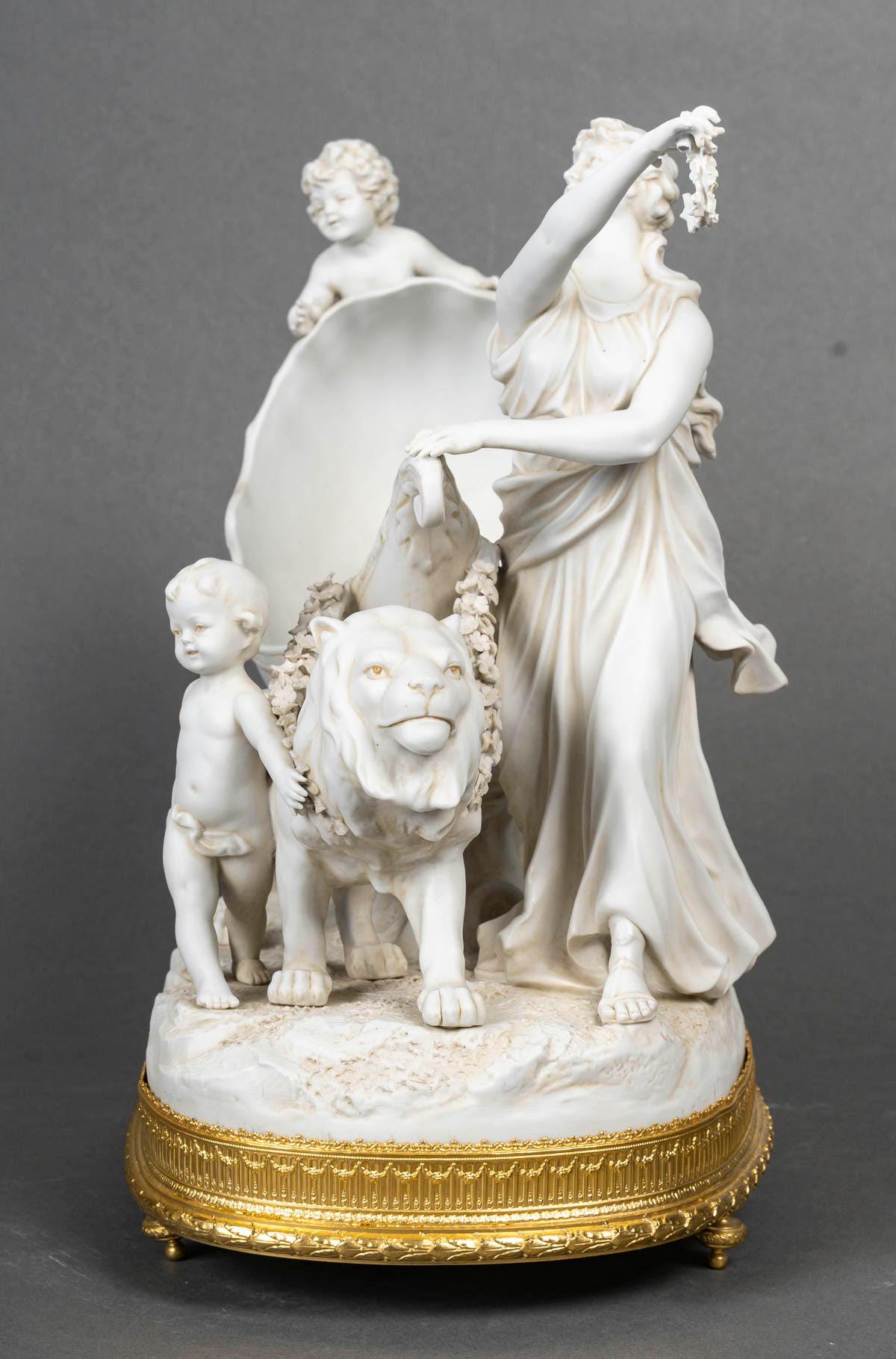 Sculpture, groupe en biscuit, monture en bronze doré, Allemagne, XIXe siècle, période Napoléon III

Groupe en biscuit, sculpture, monture en bronze doré, XIXe siècle, période Napoléon III, Allemagne.

H : 32cm, L : 32cm, P : 18cm
