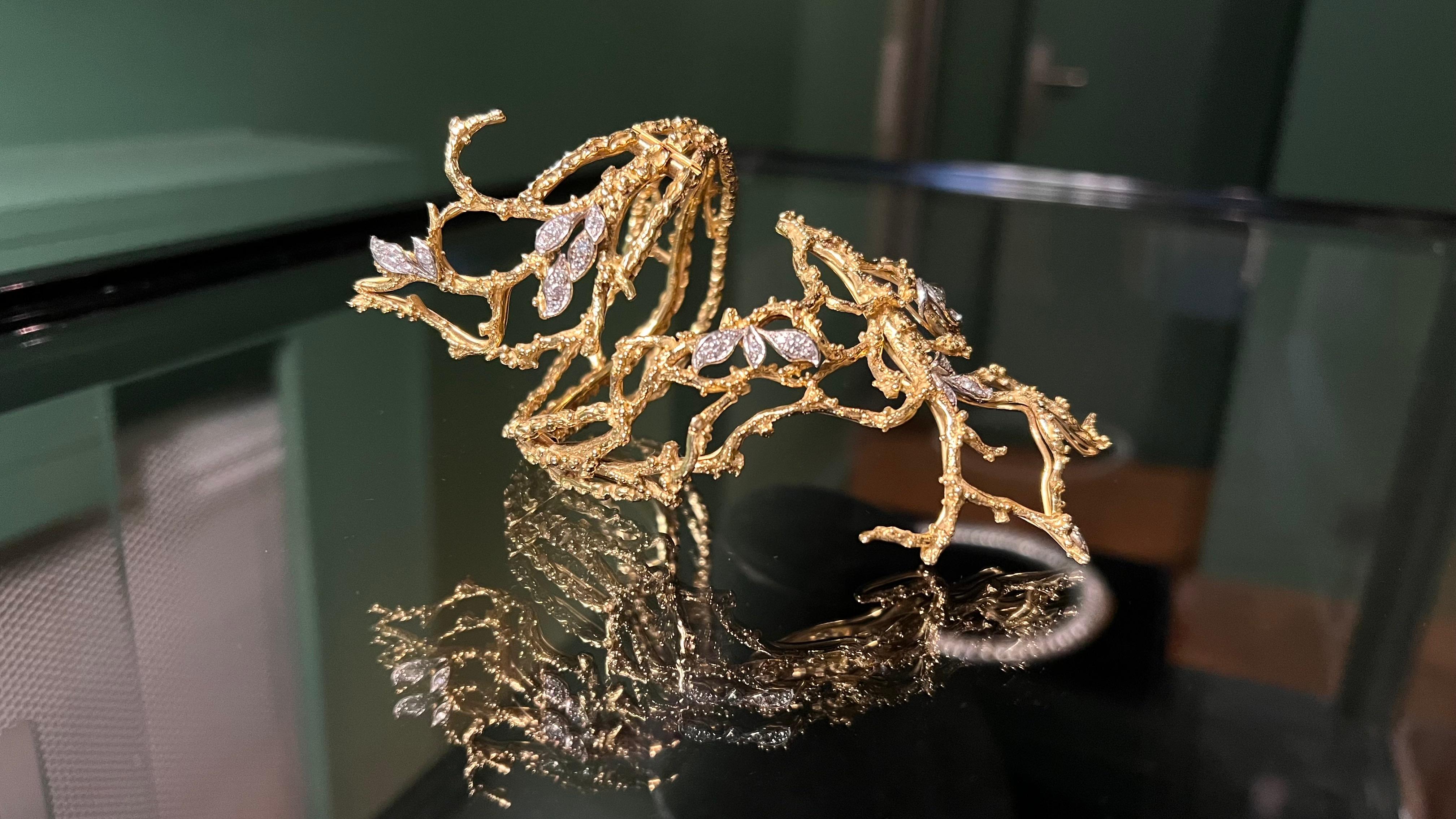 Skulptur-Armband Gilbert Albert Gold und Diamanten 1970er Jahre Damen im Angebot