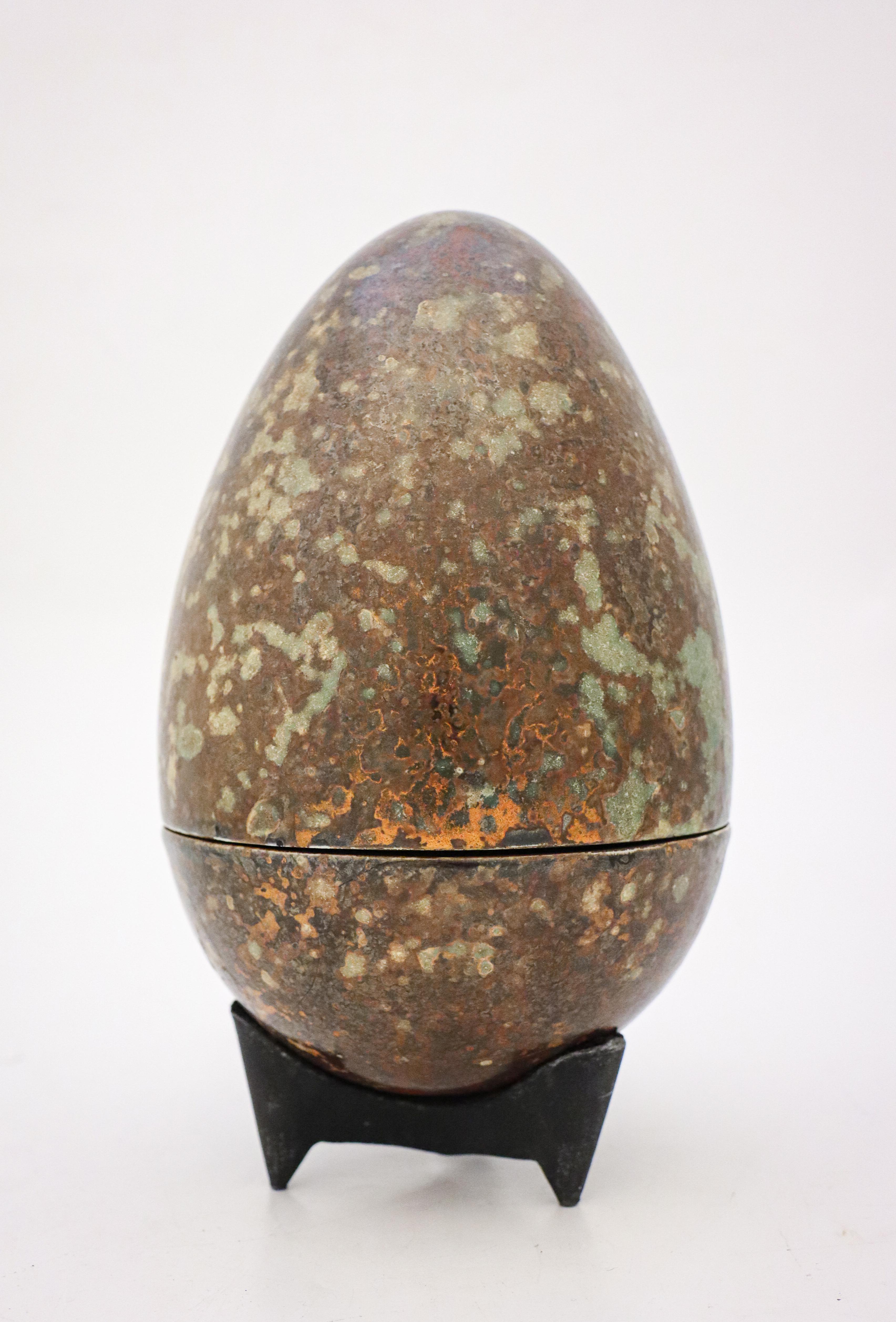 Egg designed by the Swedish ceramicist Hans Hedberg, who lived and worked in Biot, France. This egg is 24,5 cm (9.8