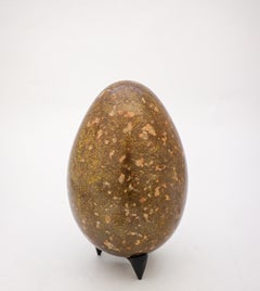 Skulptur aus braunem und gelbem gesprenkeltem Ei in Keramik von Hans Hedberg, Biot, Frankreich