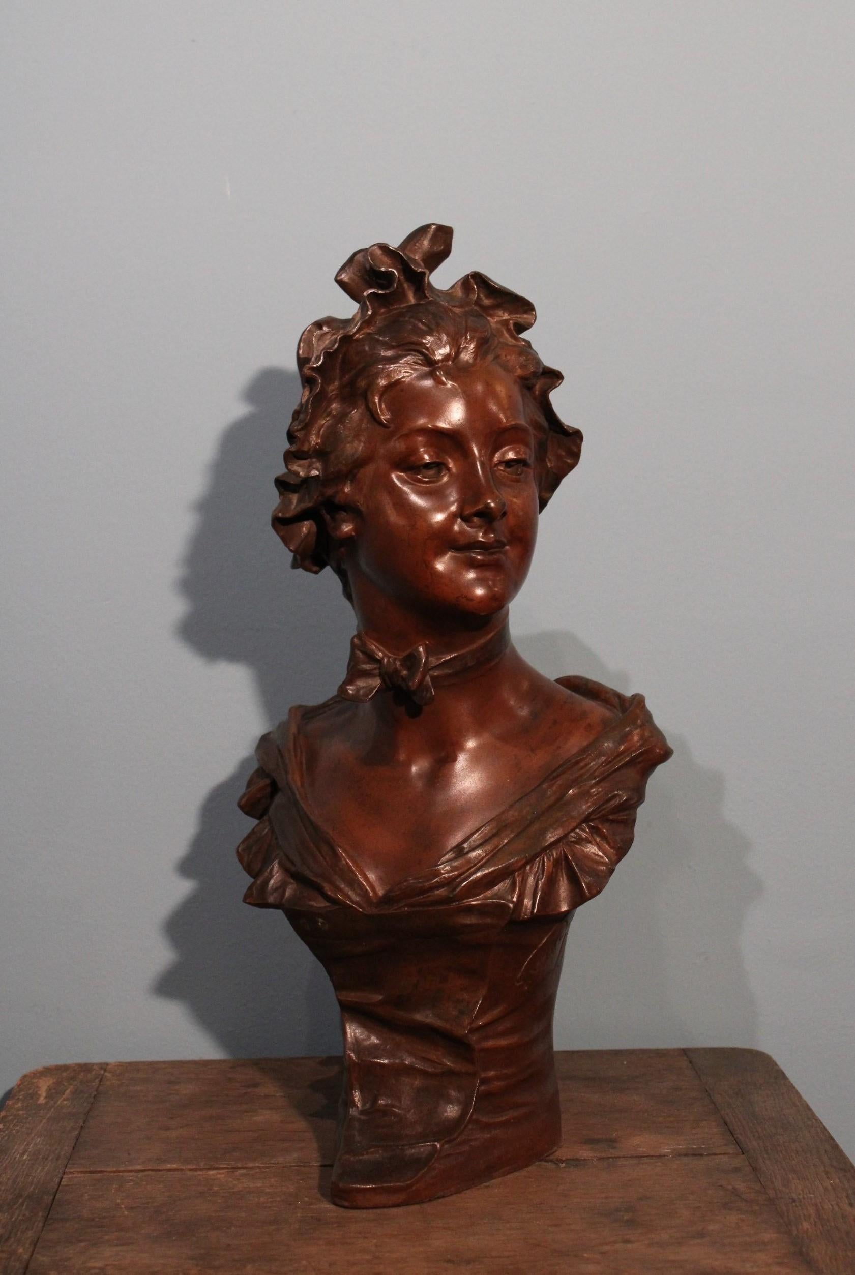 Bust of a woman, bronze sculpture by Georges Van Der Straeten (Belgium sculptor, 1856-1928).
