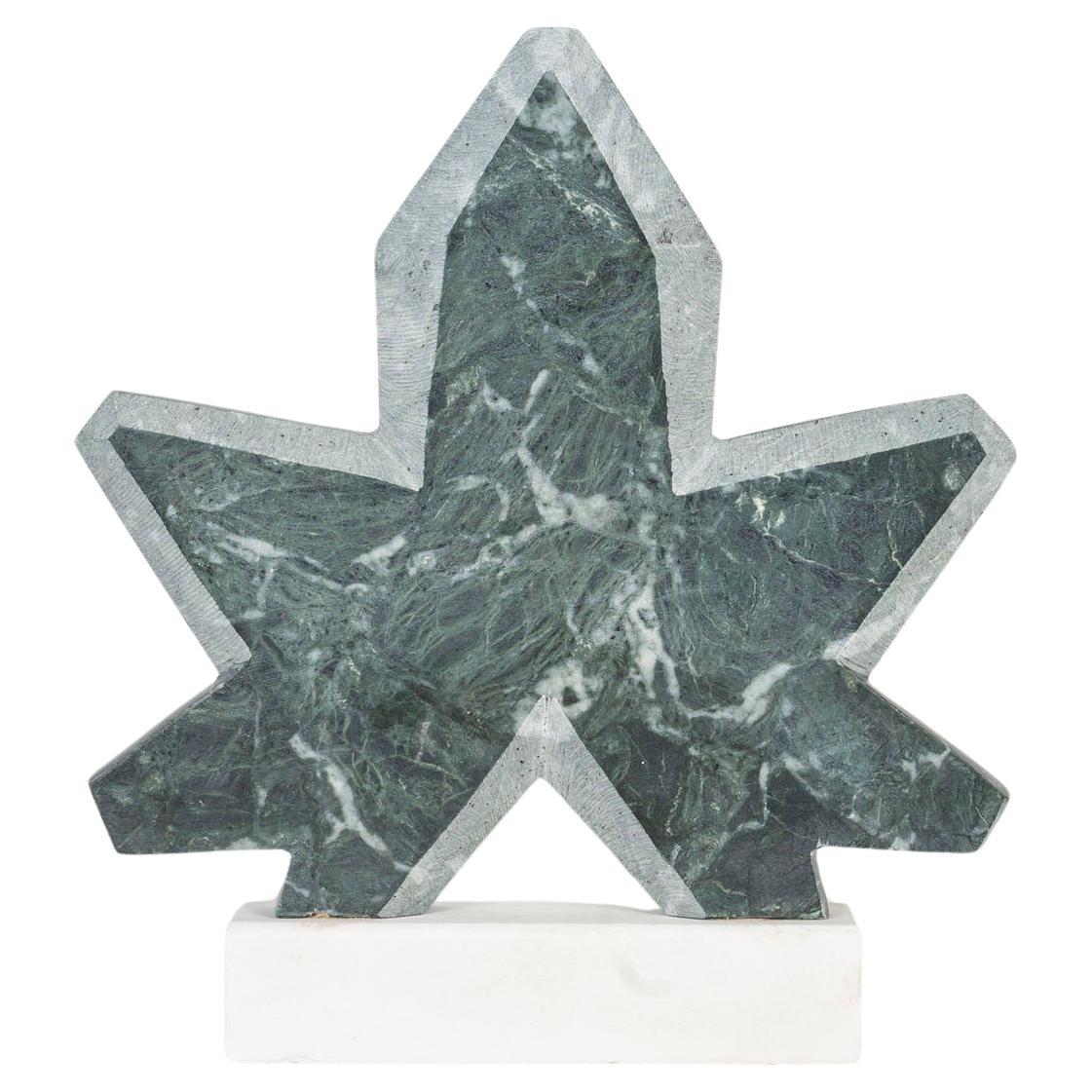 Escultura de François Fernandez, conocida como SAVY, en mármol verde claro, firmada.