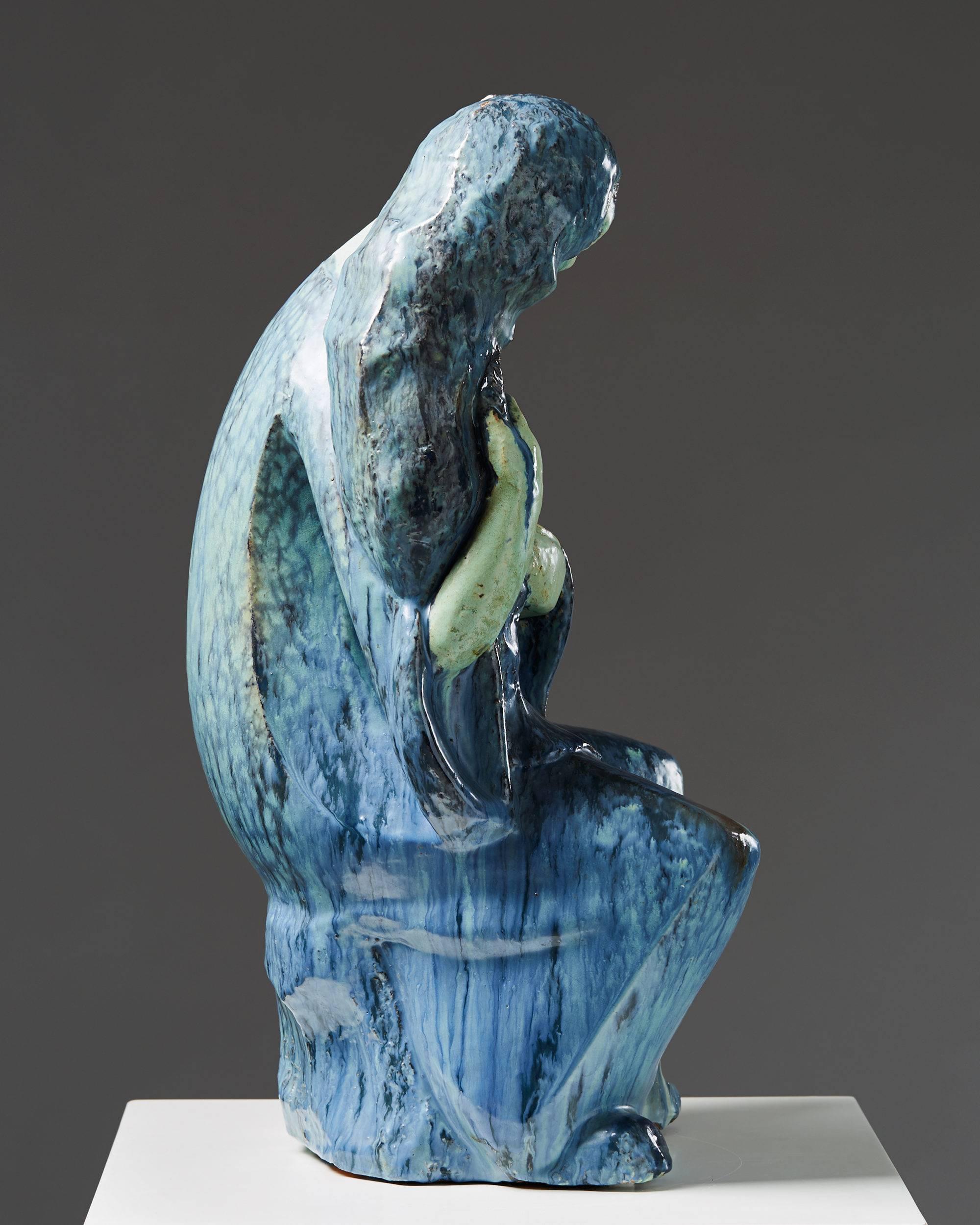 Égyptien Sculpture de figure féminine par Hassan Heshmat Egypt 1960s Blue Teal Stoneware en vente