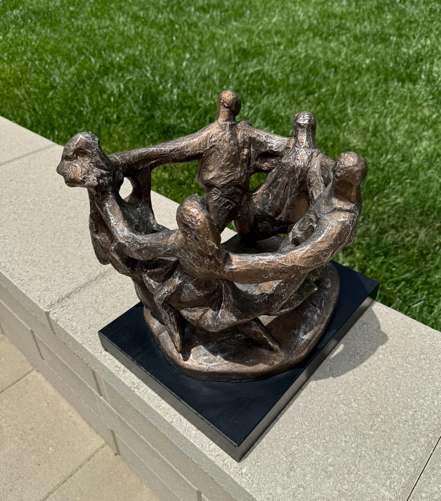 Sculpture de Klara Sever pour Austin Productions  1970's en vente 4
