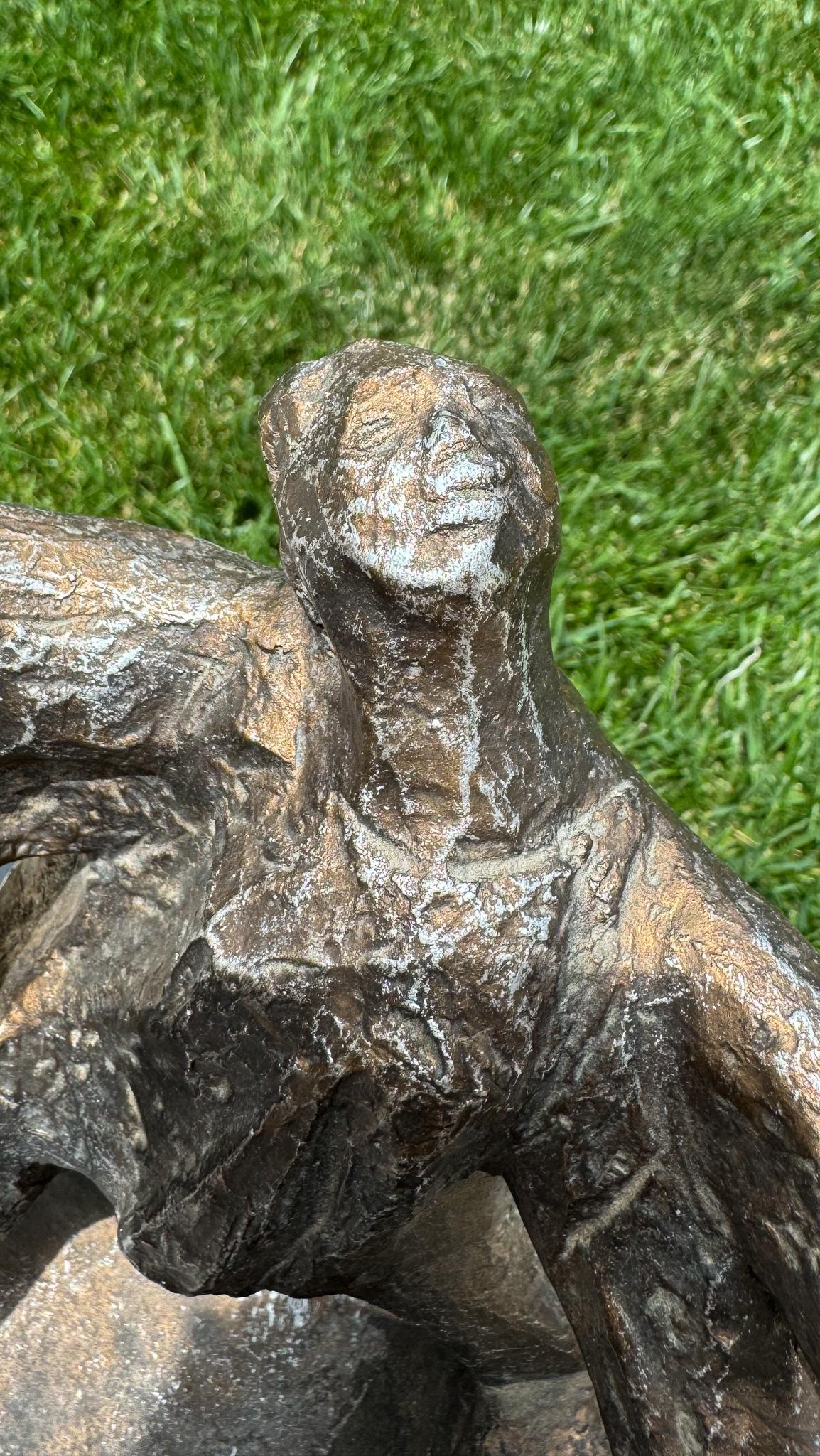 Sculpture de Klara Sever pour Austin Productions  1970's en vente 5